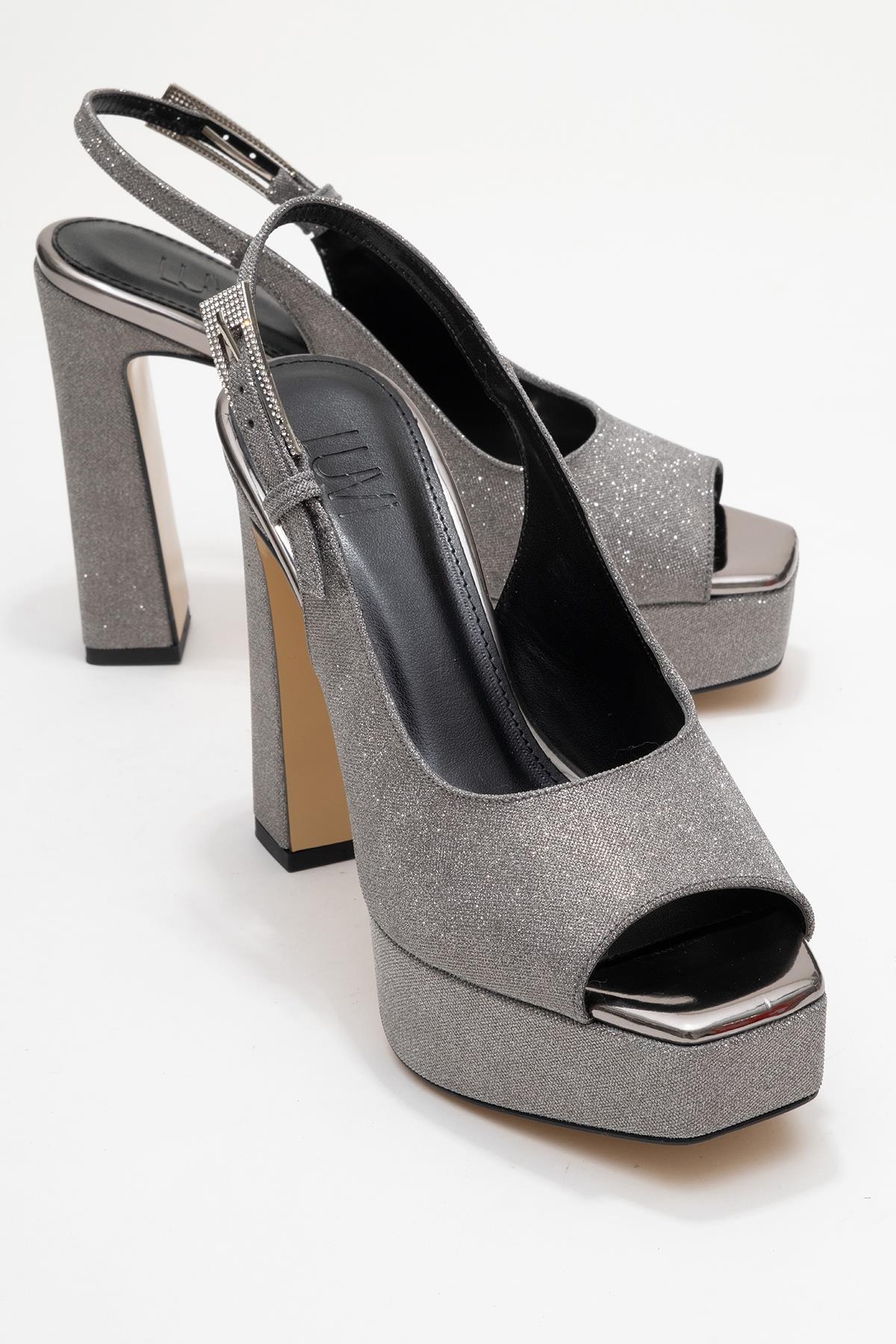 Glora - Platinum Glitter Platform Heel Evening Shoe (Women)