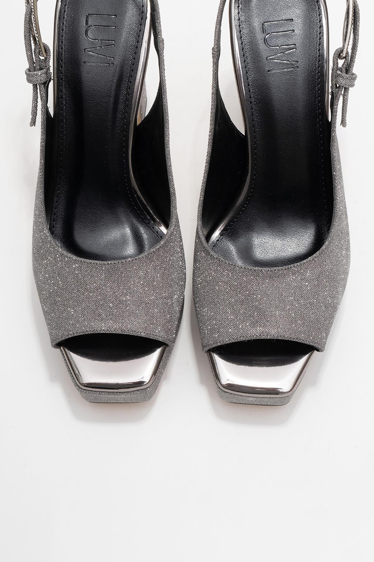 Glora - Platinum Glitter Platform Heel Evening Shoe (Women)