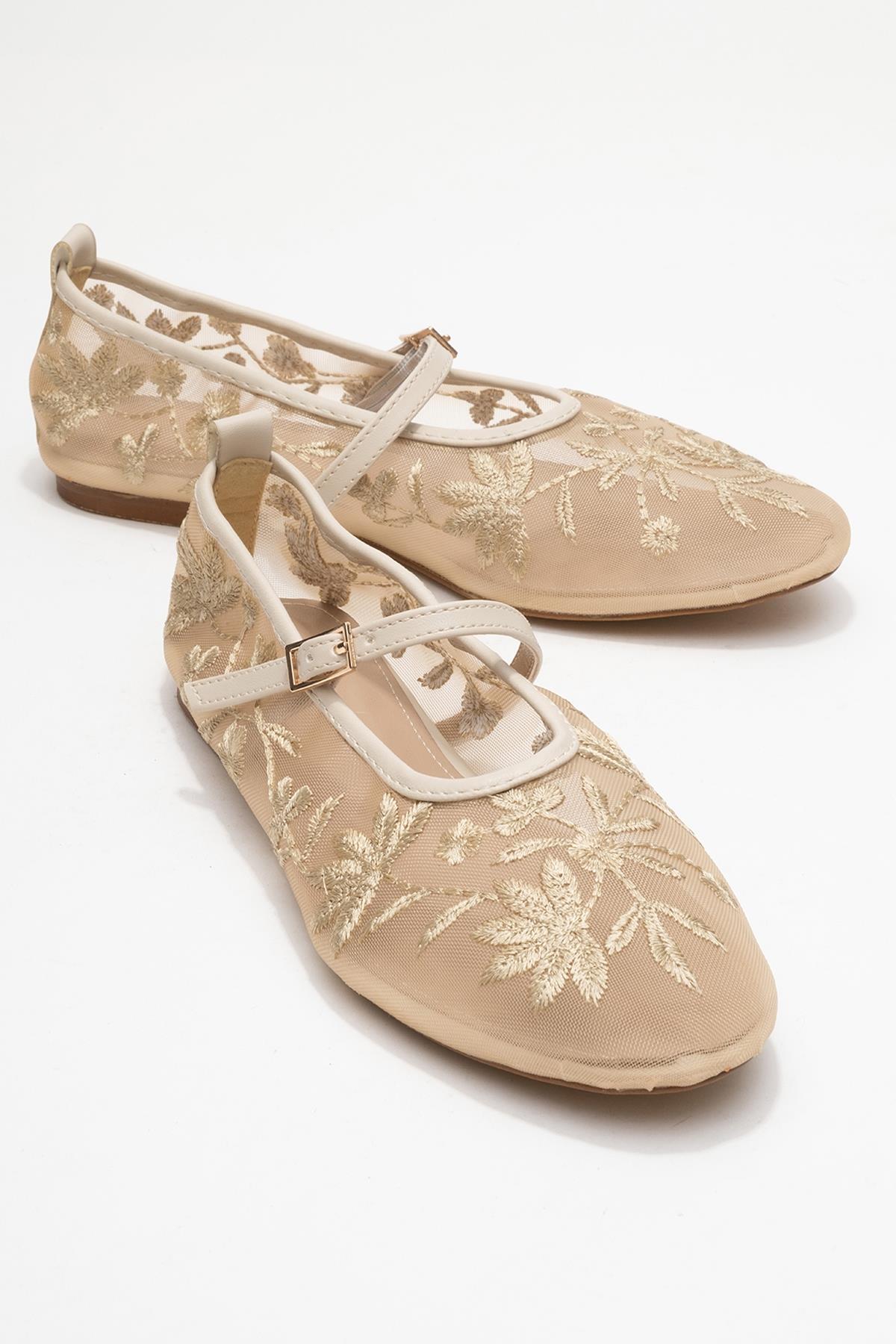 Juny Ivory Mesh Floral Embroidery Ballet Flat (Women)
