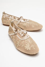 Juny Ivory Mesh Floral Embroidery Ballet Flat (Women)