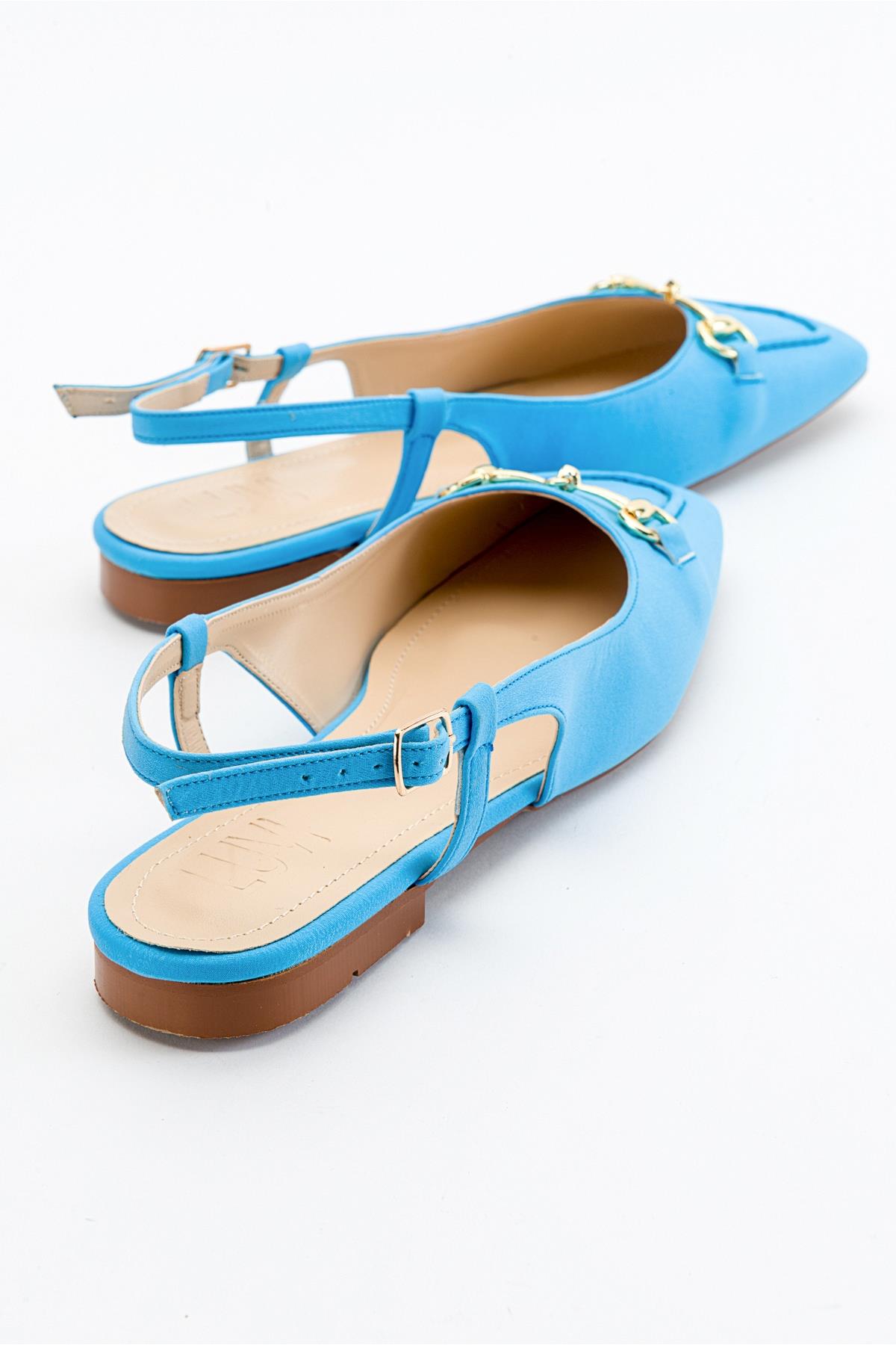 Area - Baby Blue Closed-Toe Buckle Flat Sandal (Women)