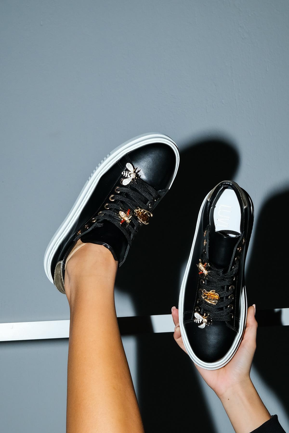 Ater - Black Sneaker (Women)