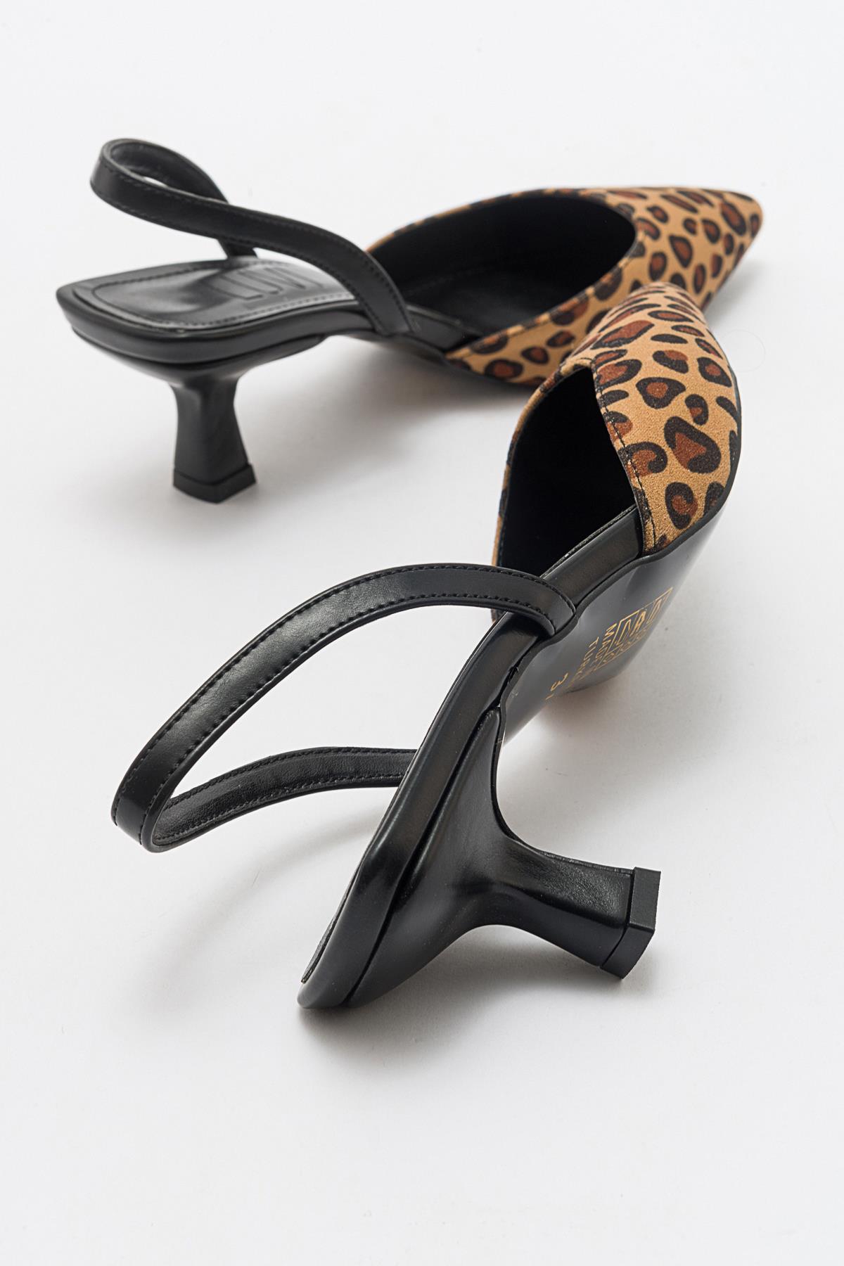 Over - Black/Yellow Patterned Pointed Toe Low Heel Shoe (Women)