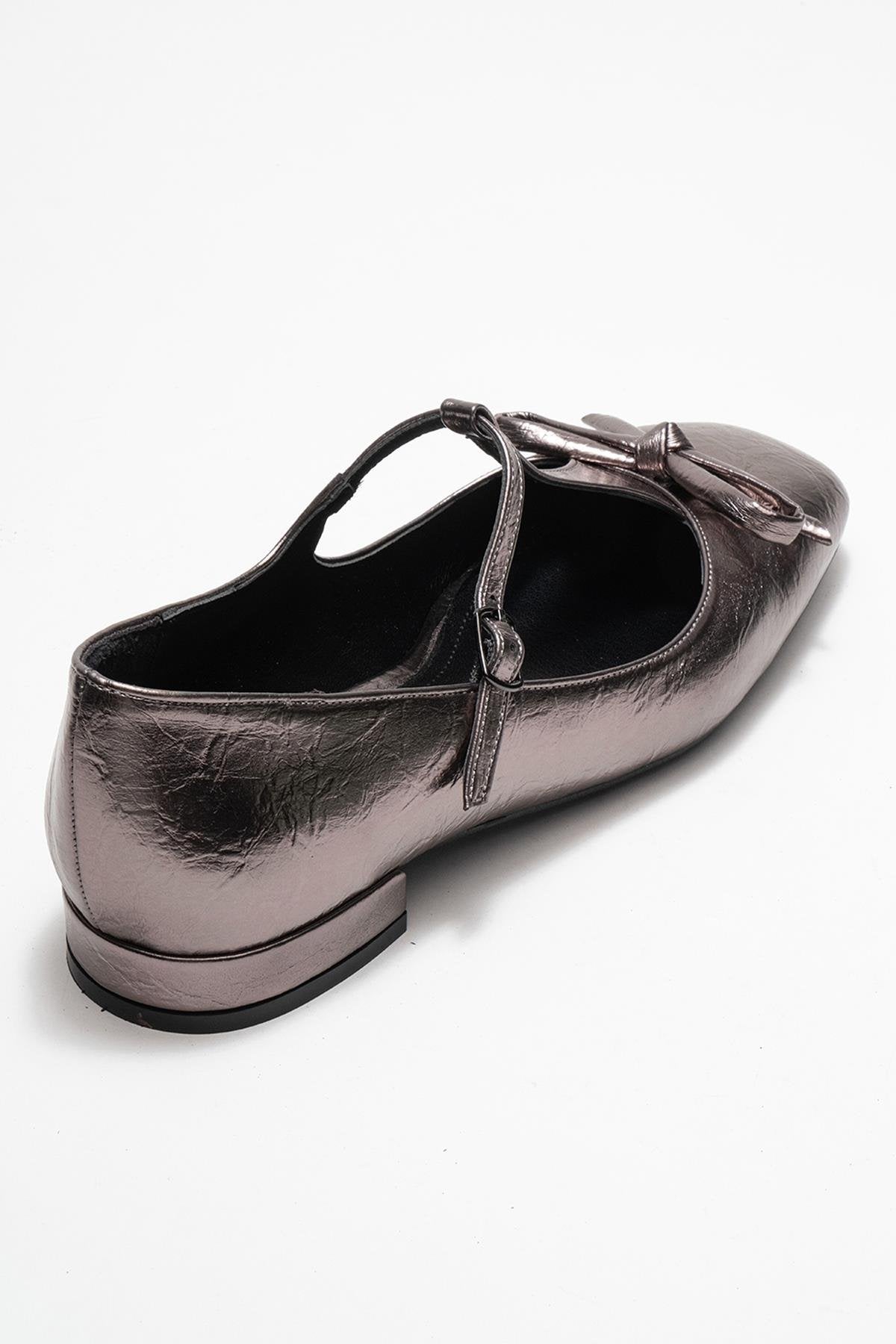 Lorena - Platinum Ballet Flat (Women)