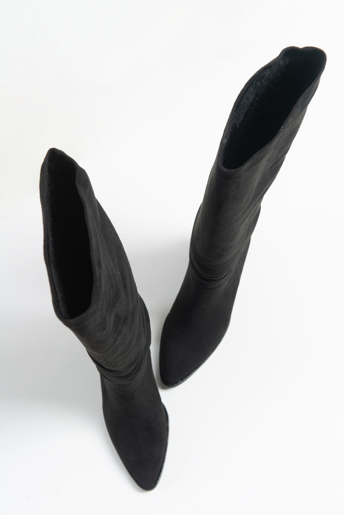 120 - Black Boot (Women)