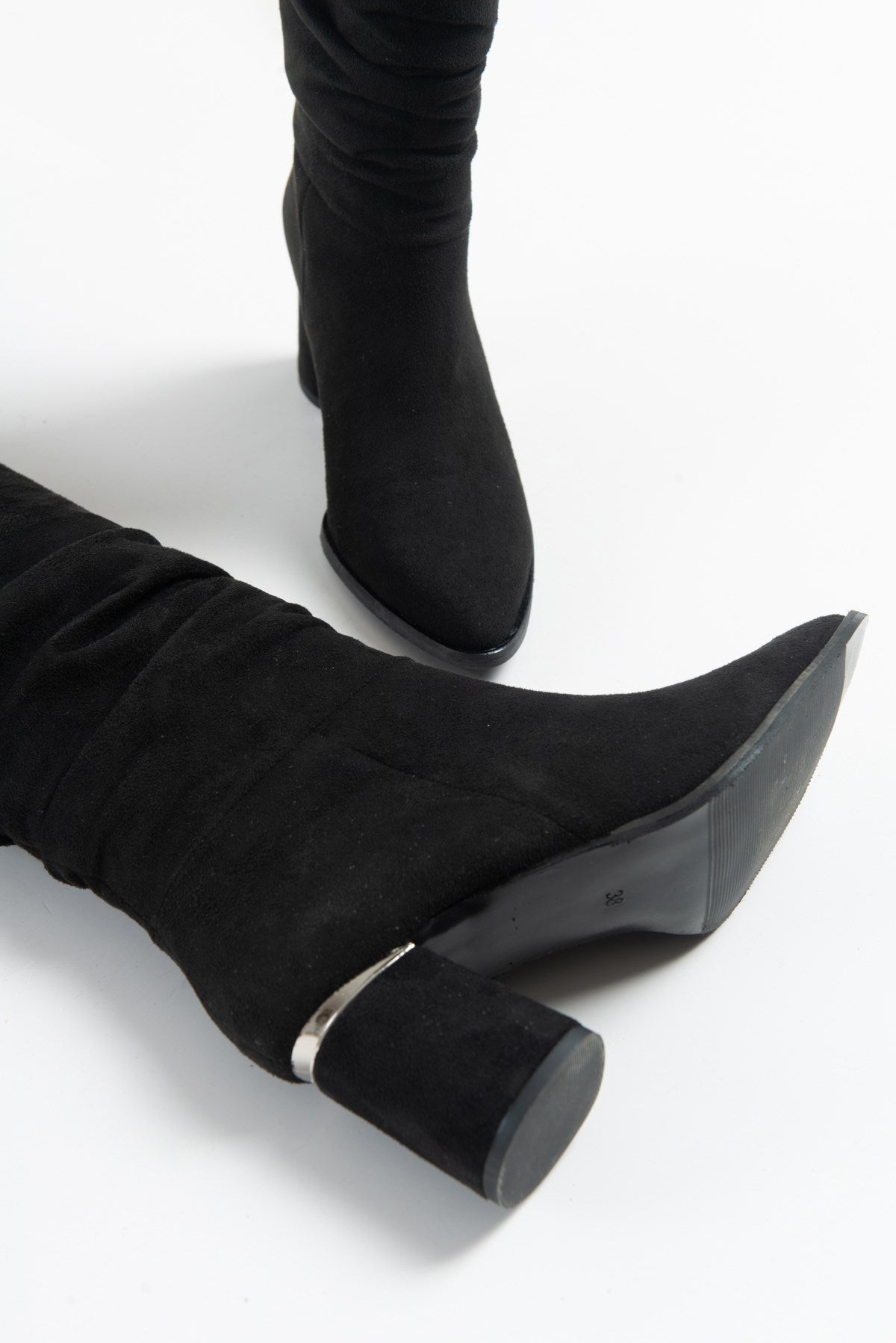 120 - Black Boot (Women)