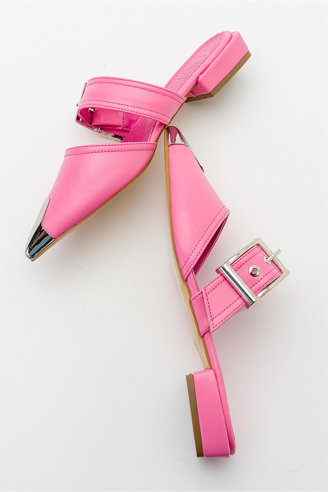 Jenni - Pink Buckle Slide (Women)