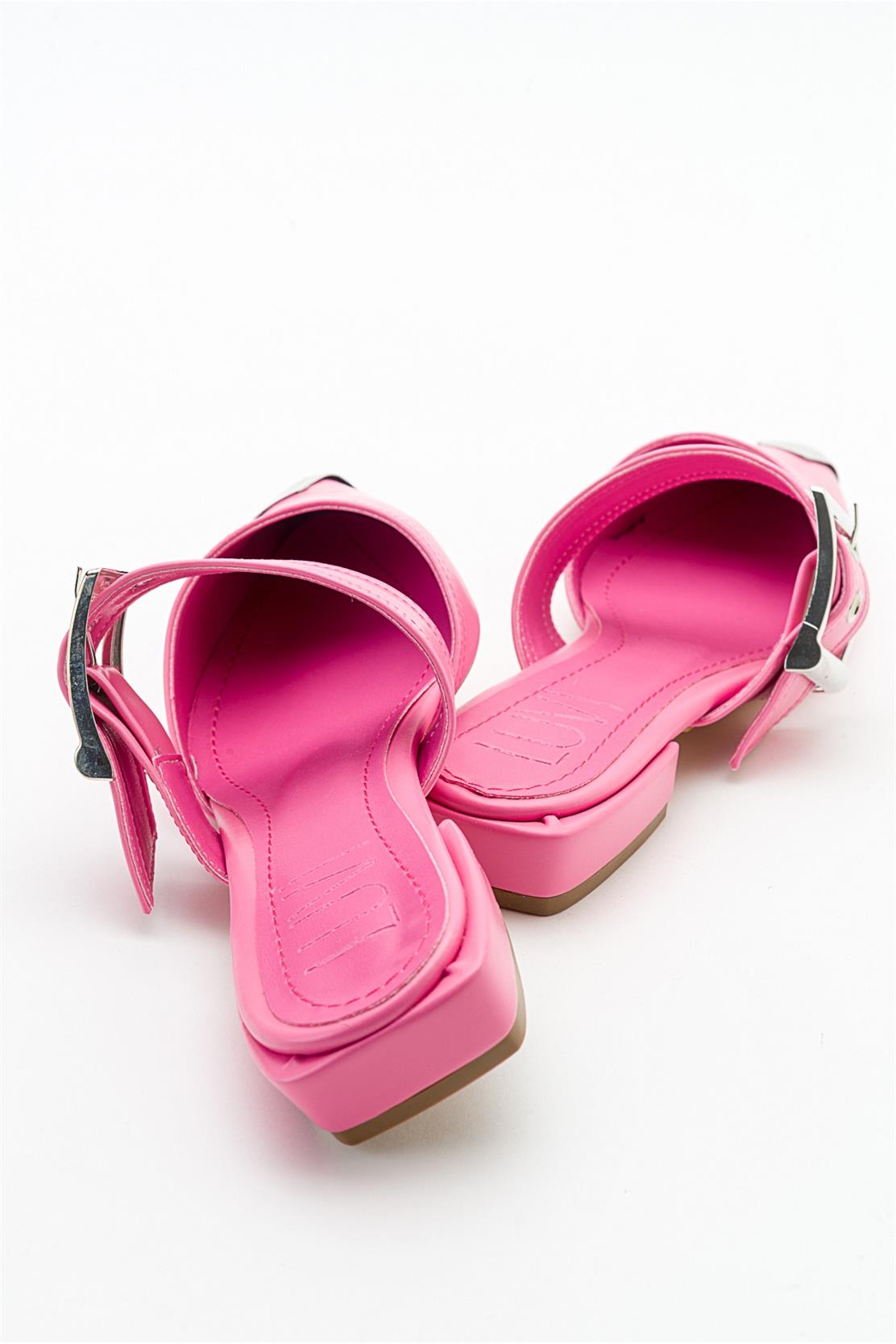 Jenni - Pink Buckle Slide (Women)