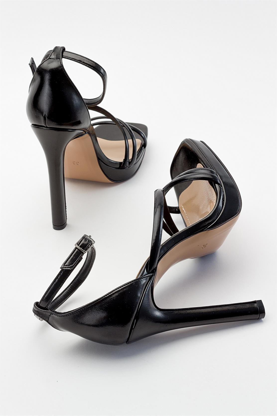 Shelp - Black Heeled Shoe (Women)