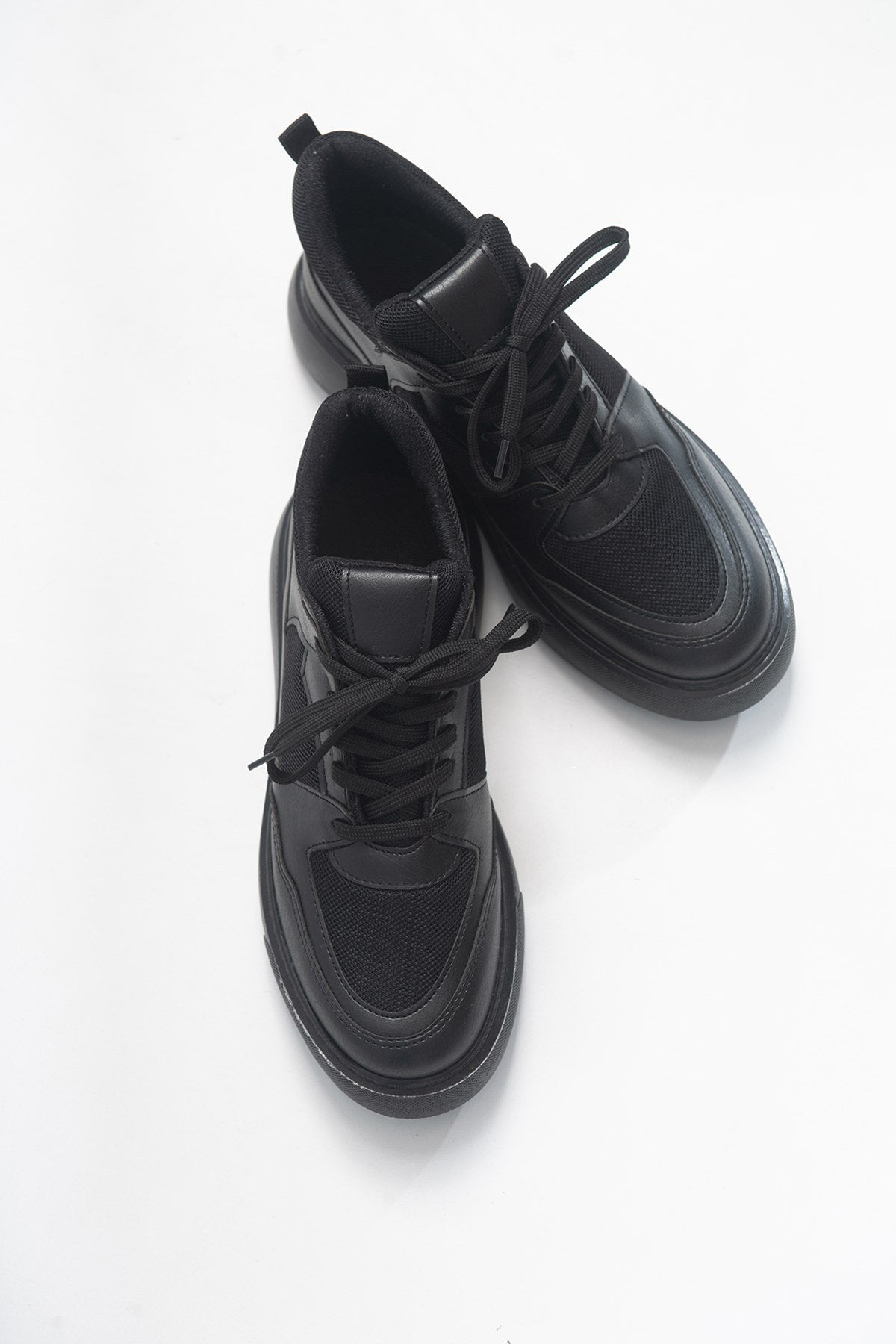 Pure - Black Sneaker (Women)