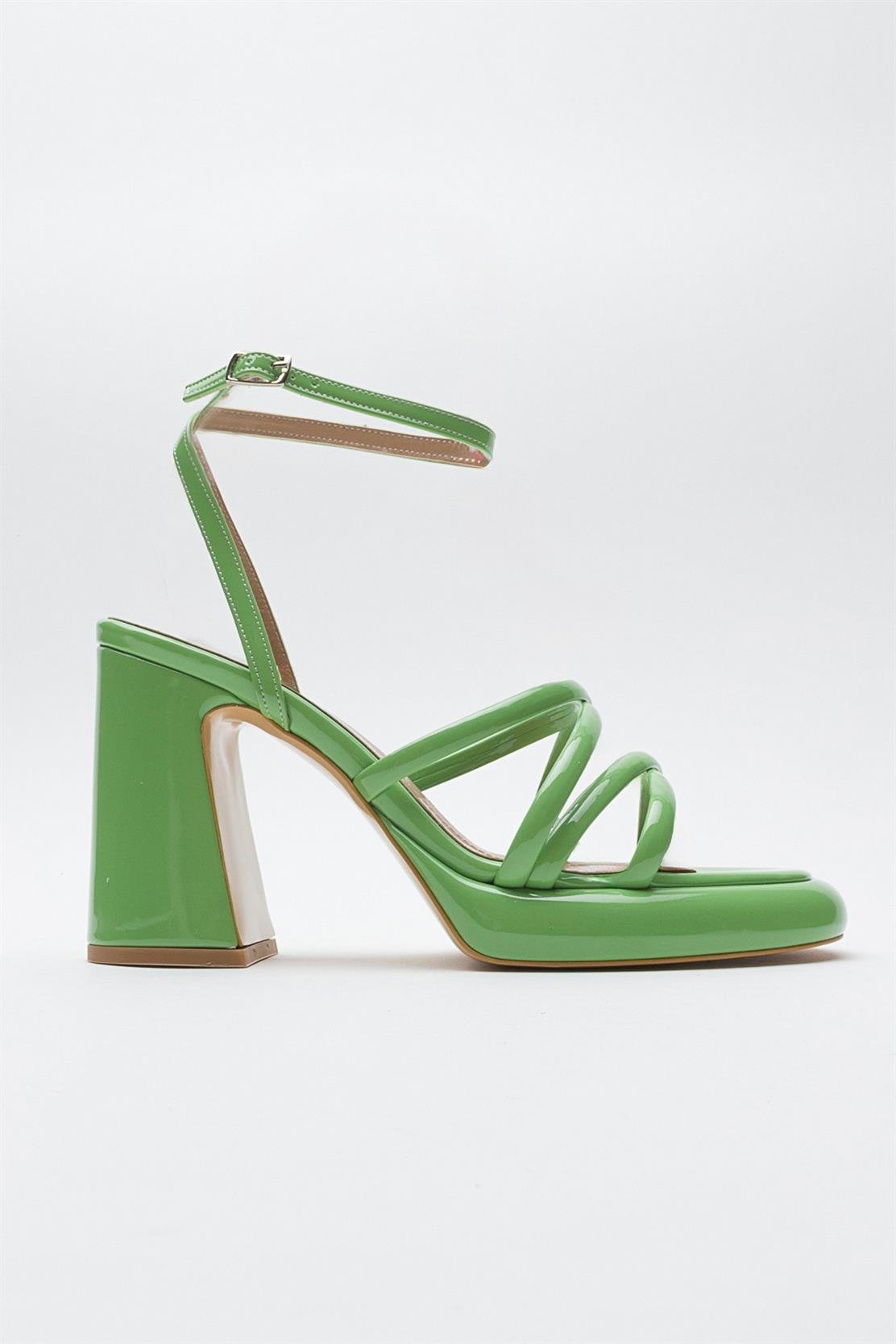Oppe - Green Patent Platform Heel Shoe (Women)