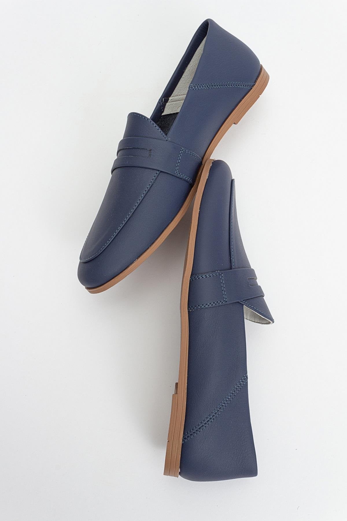 F05 - Navy Genuine Leather Loafer (Women)