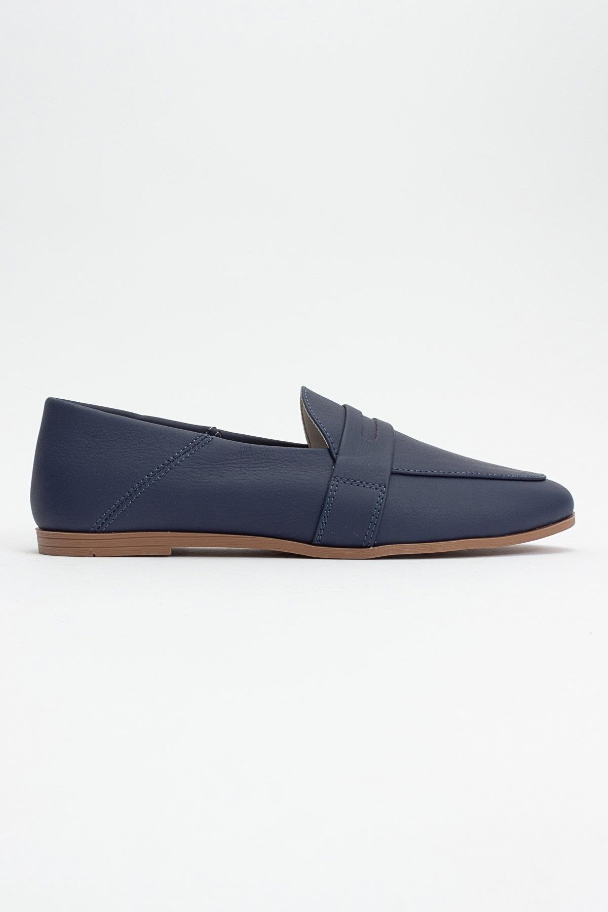 F05 - Navy Genuine Leather Loafer (Women)