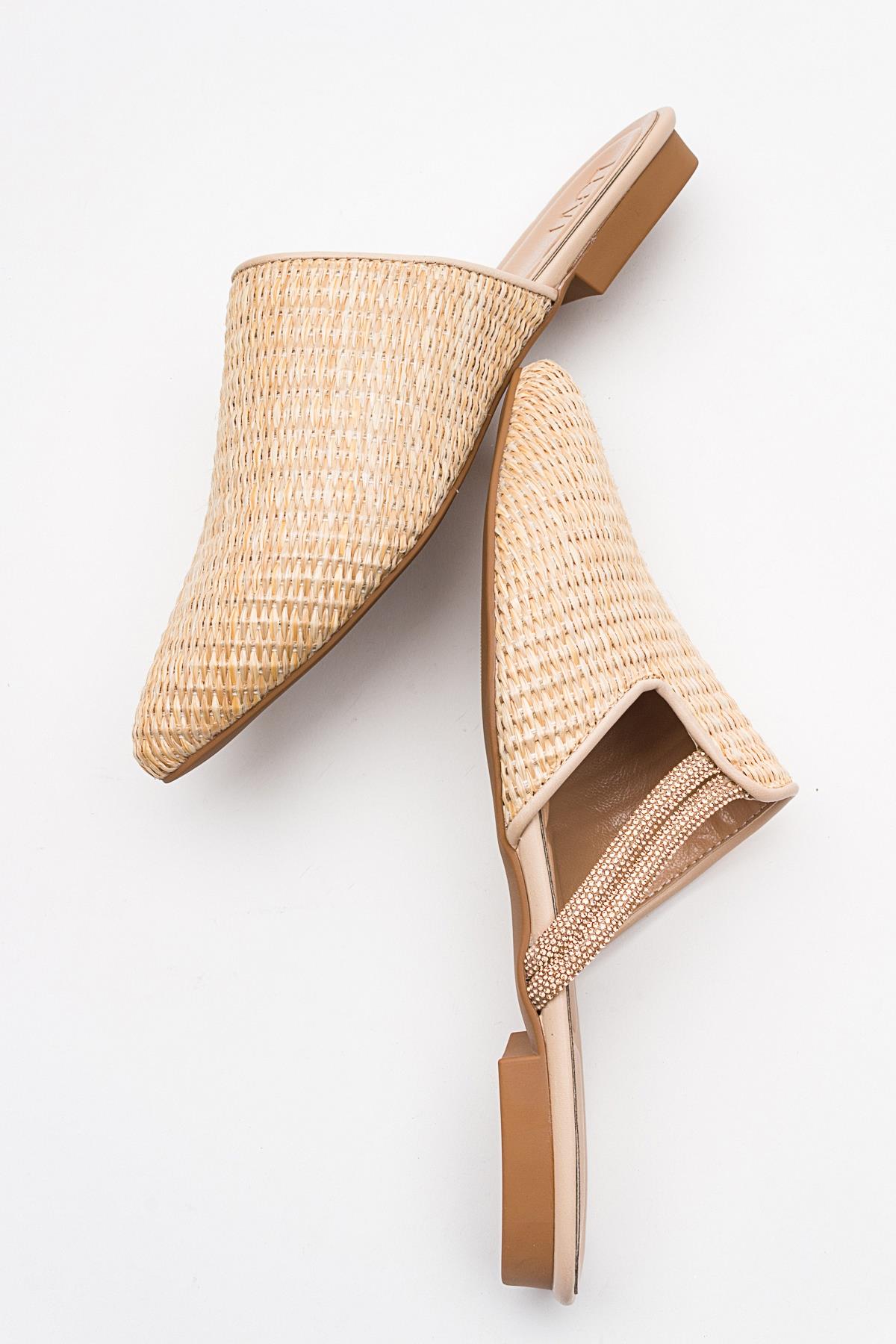Pesa - Cream Woven Embellished Slide (Women)