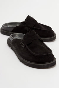 Clogs