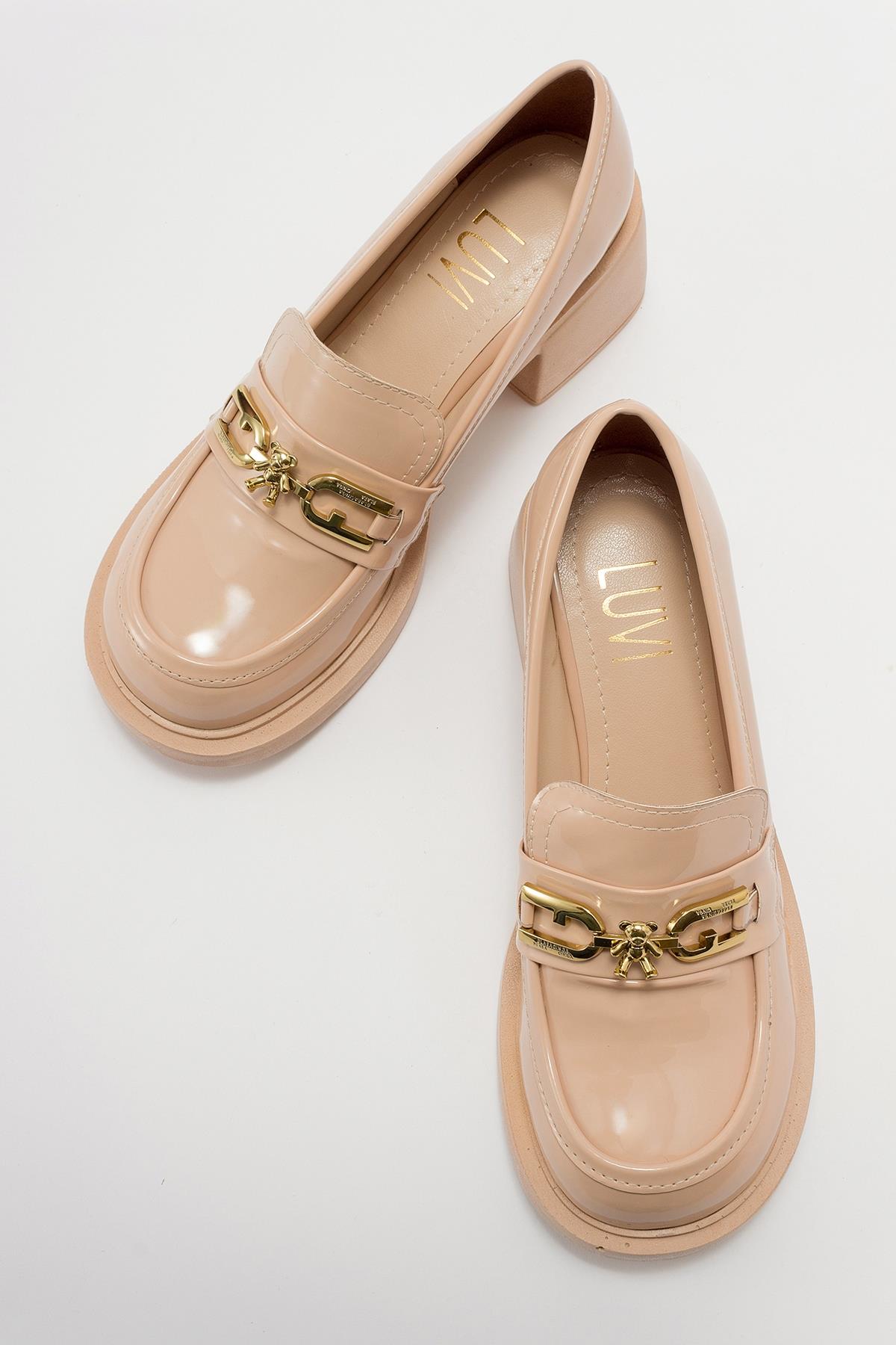 Omera - Beige Patent Shoe (Women)