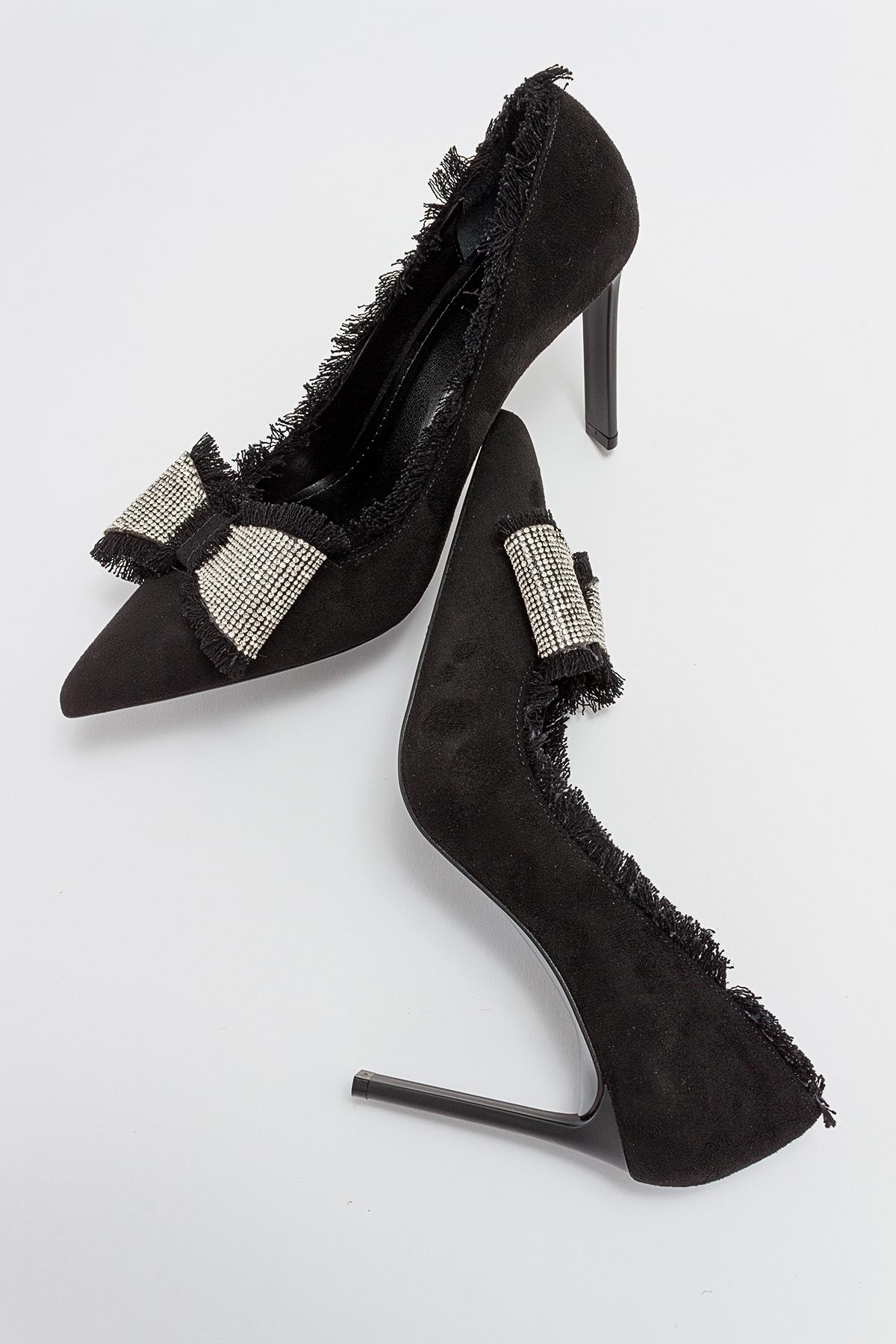 Vegas - Black Heeled Shoe (Women)