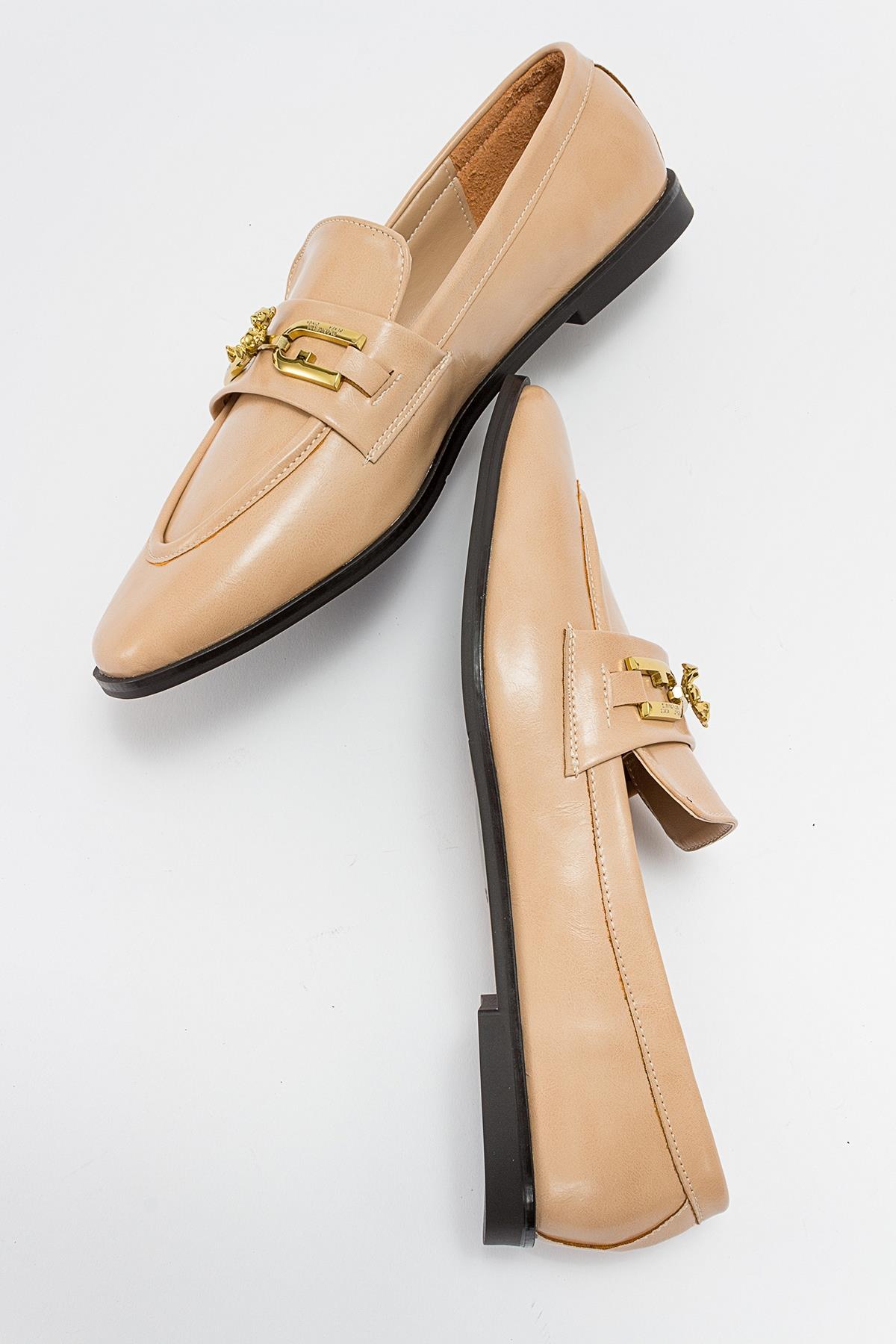 Lour - Beige Loafer (Women)