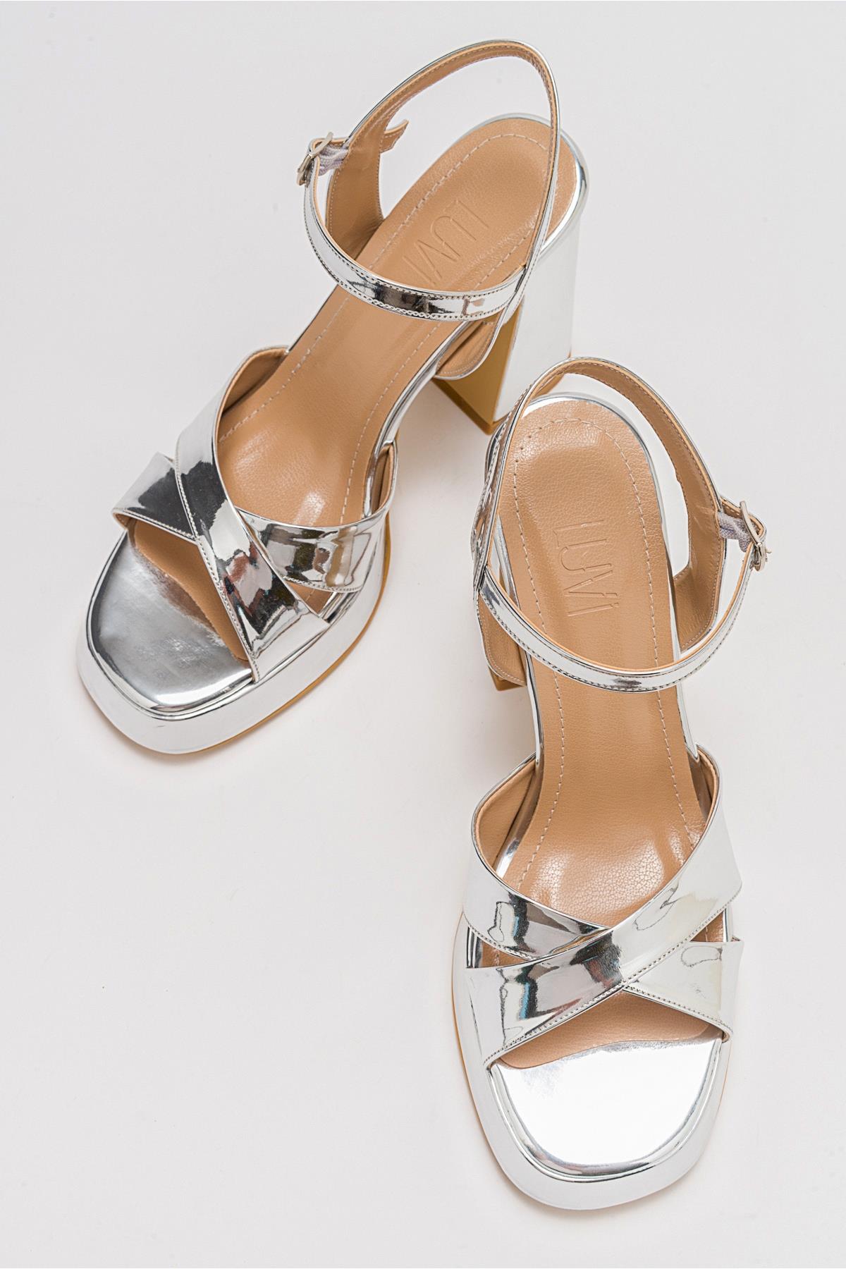 Lello - Silver Platform Heel Shoe (Women)