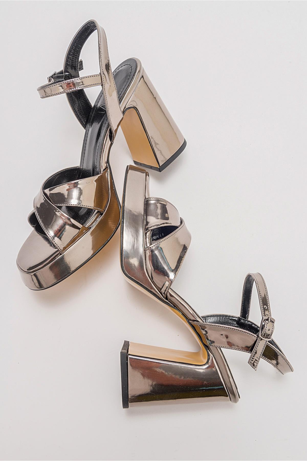 Lello - Platinum Platform Heel Shoe (Women)