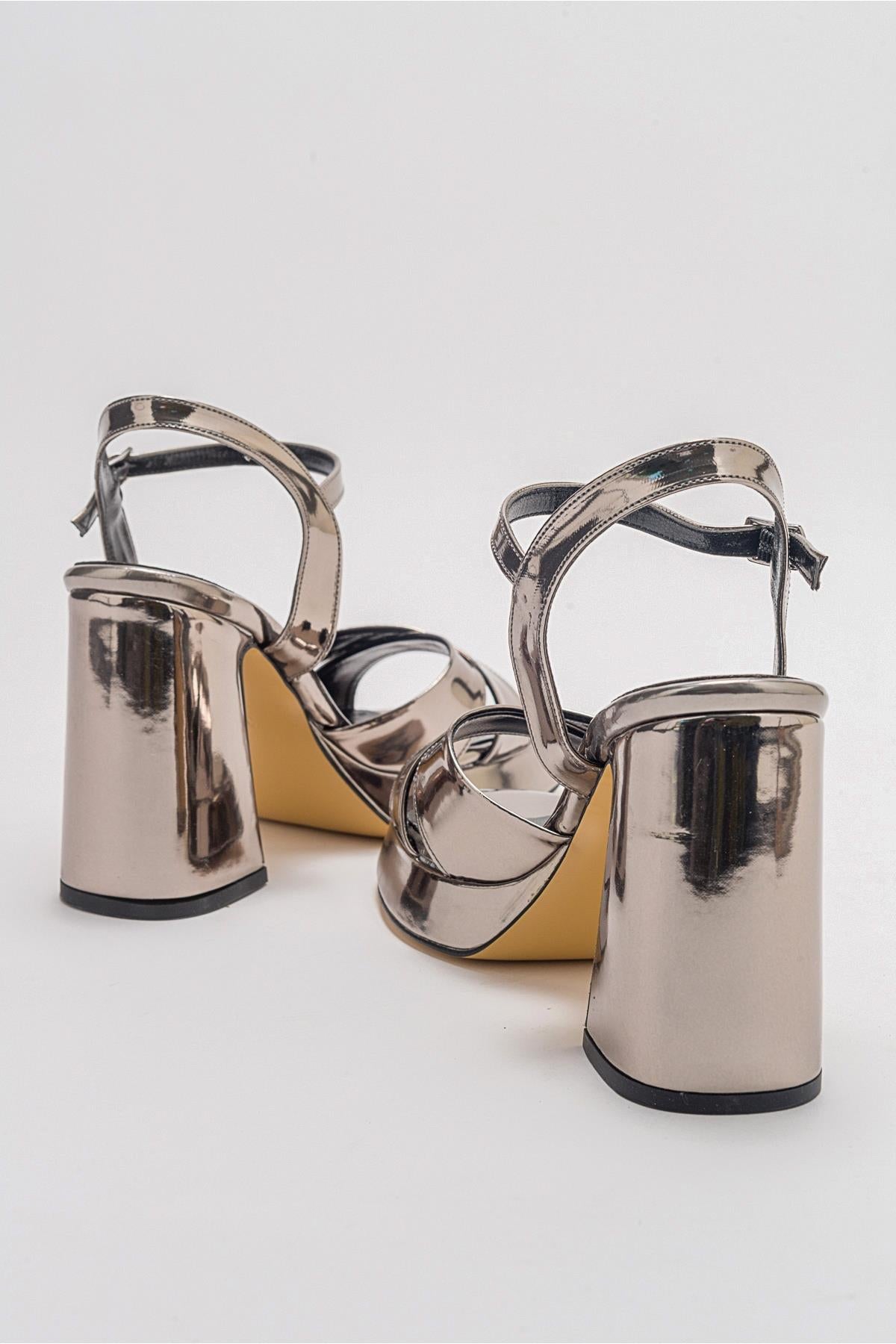Lello - Platinum Platform Heel Shoe (Women)