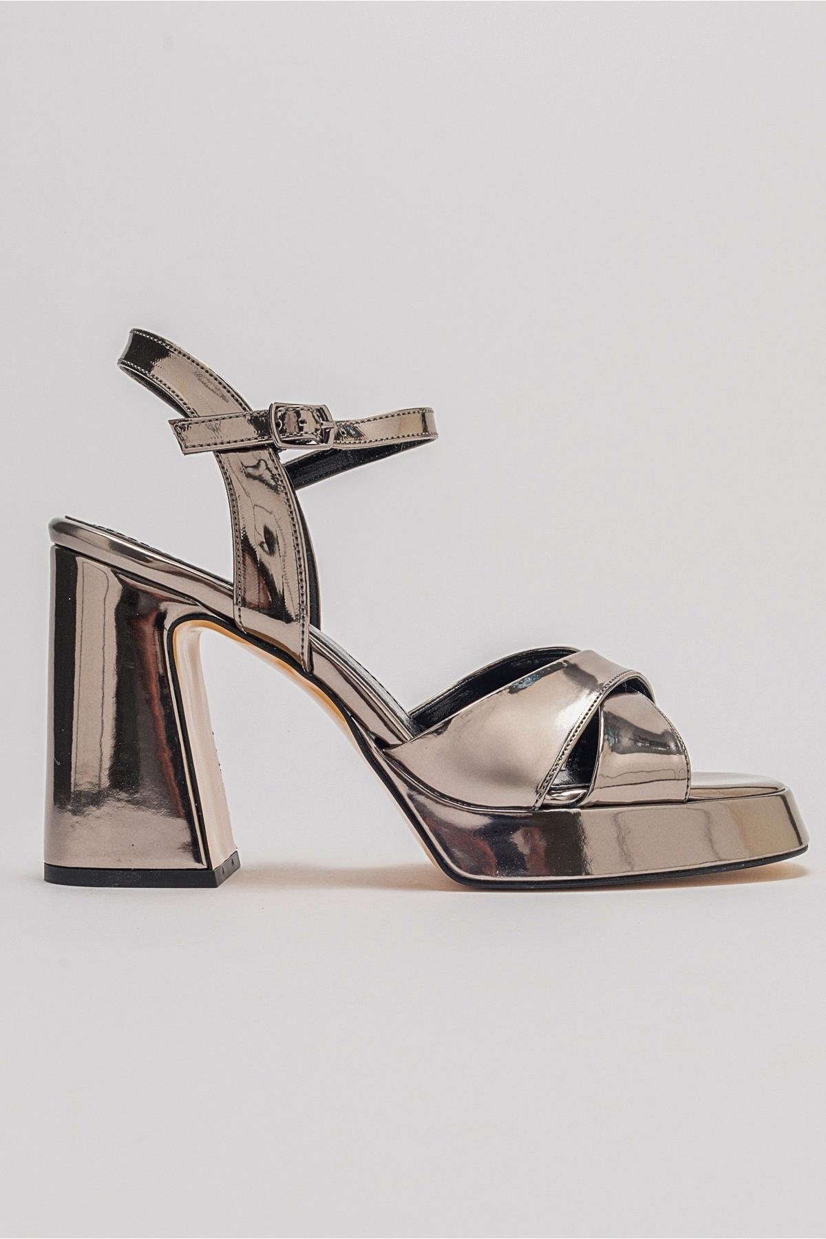 Lello - Platinum Platform Heel Shoe (Women)