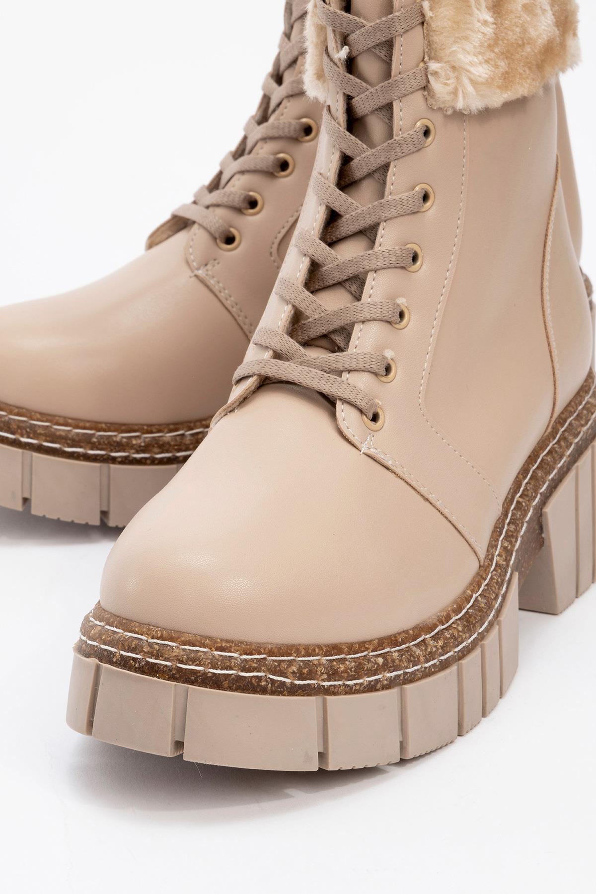 Jayla - Beige Boot (Women)