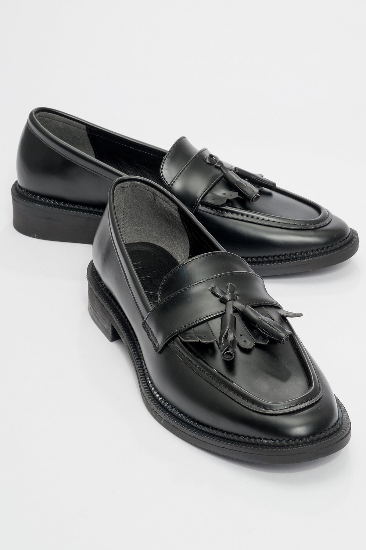 Lily - Black Matte Patent Loafer (Women)