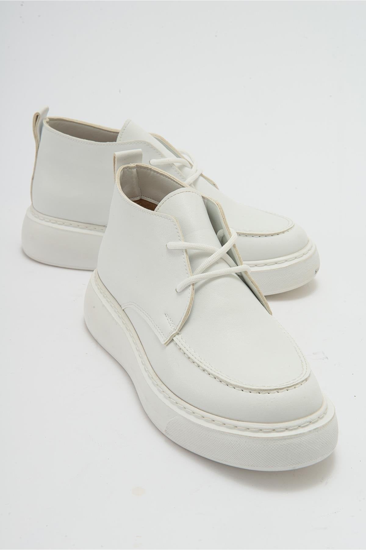 Valve - White Boot (Women)