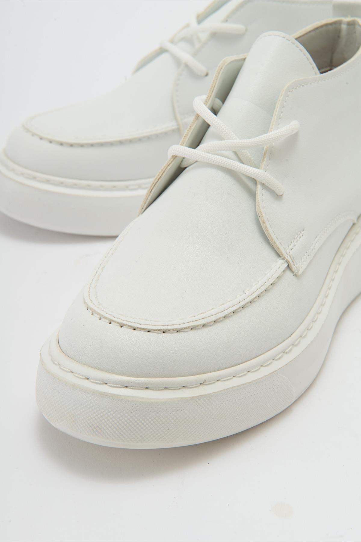 Valve - White Boot (Women)
