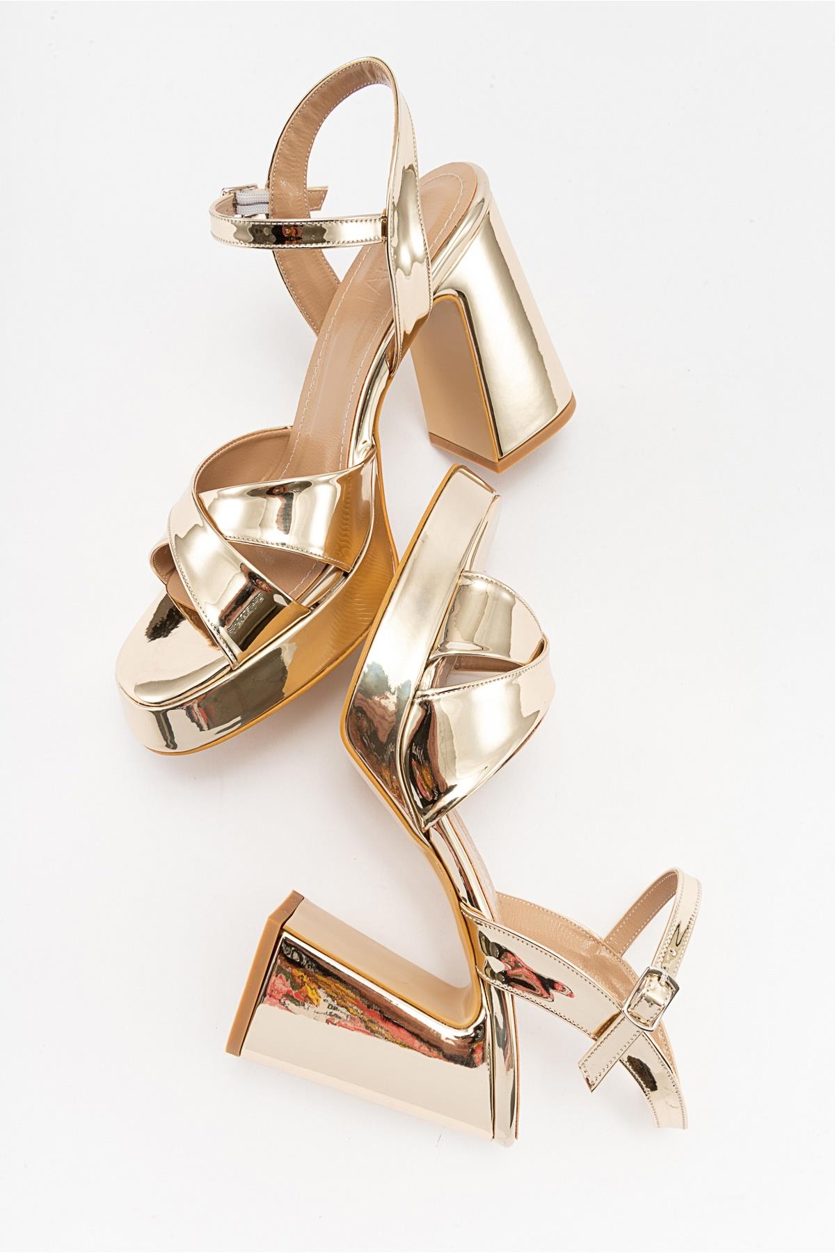 Lello - Gold Platform Heel Shoe (Women)