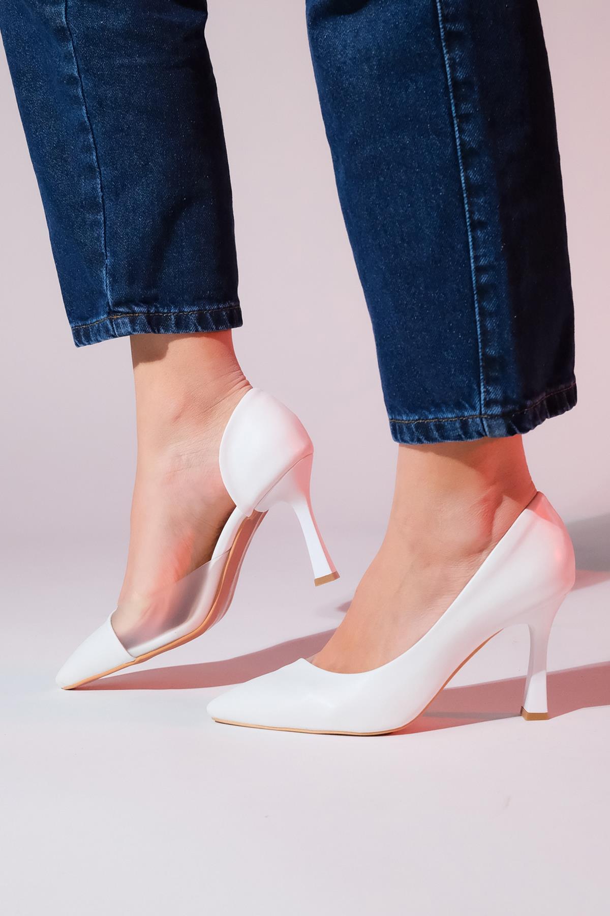 Ursula - White Heeled Shoe (Women)