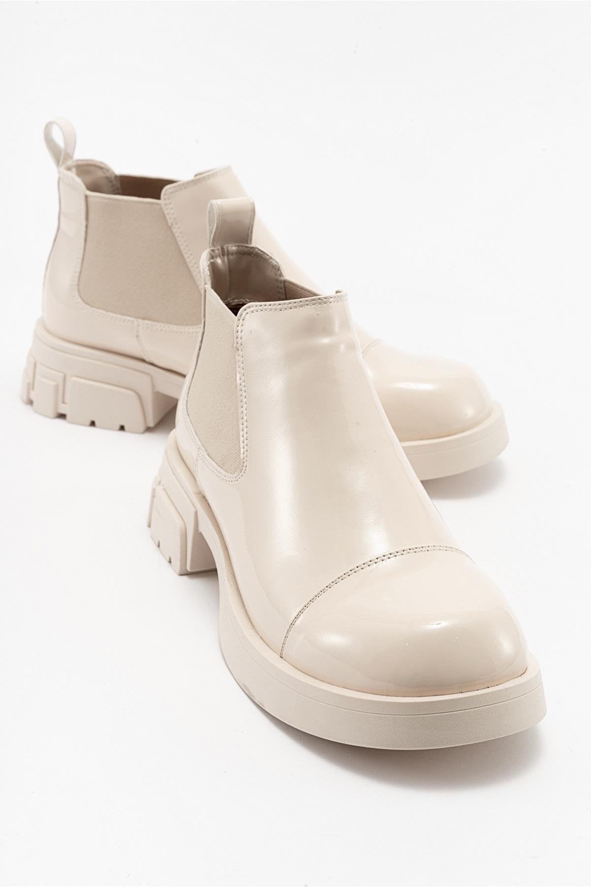 Cafune - Beige Patent Boot (Women)
