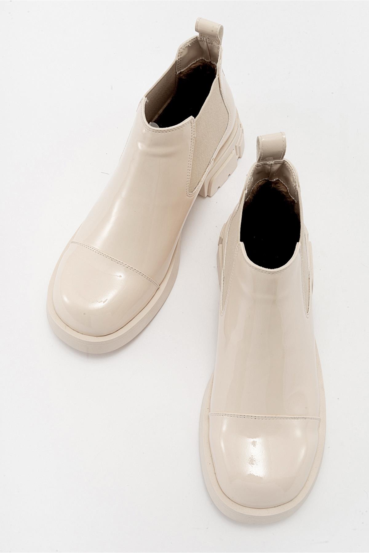 Cafune - Beige Patent Boot (Women)