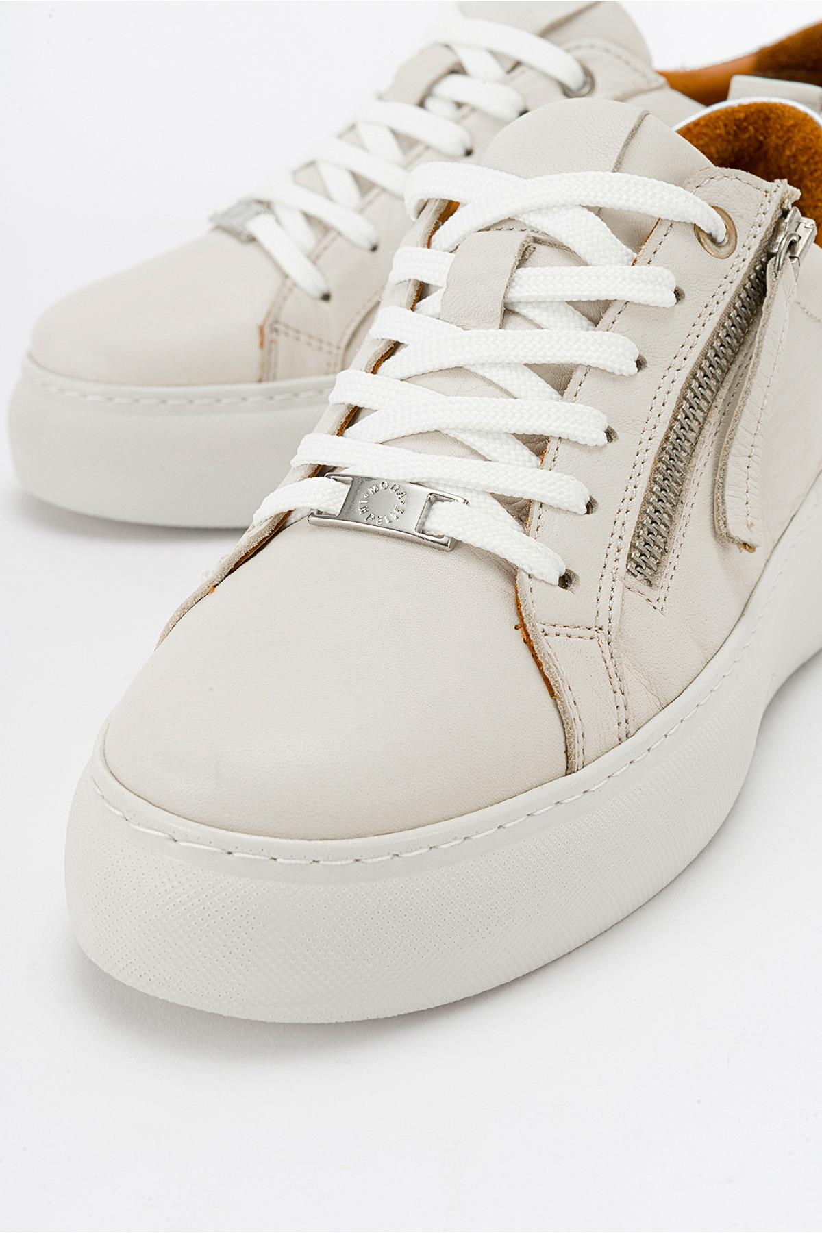 Allie - Beige Leather Zip Sneaker (Women)