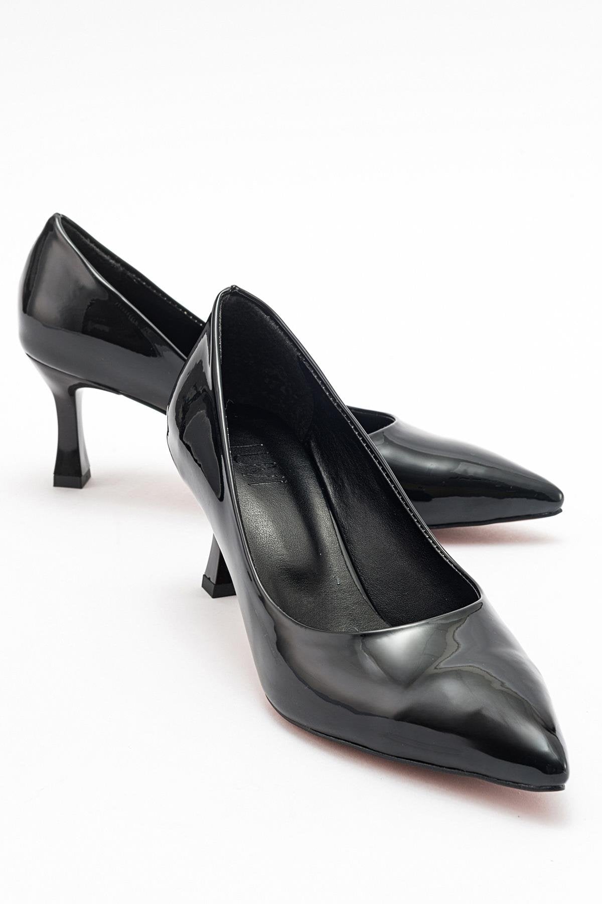 Pedra - Black Heeled Shoe (Women)