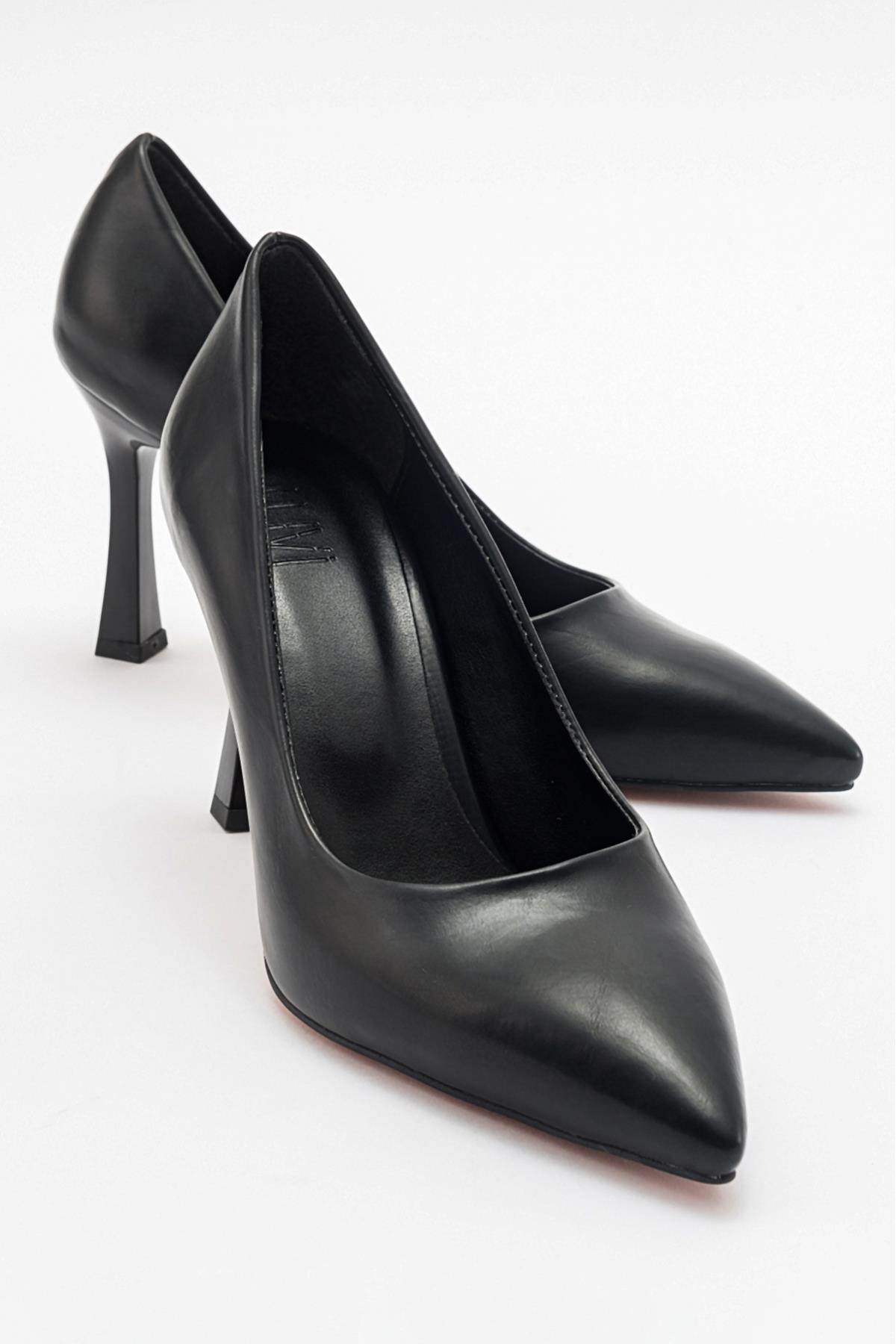 Forest Black Cilt Pointed Toe Pump (Women)