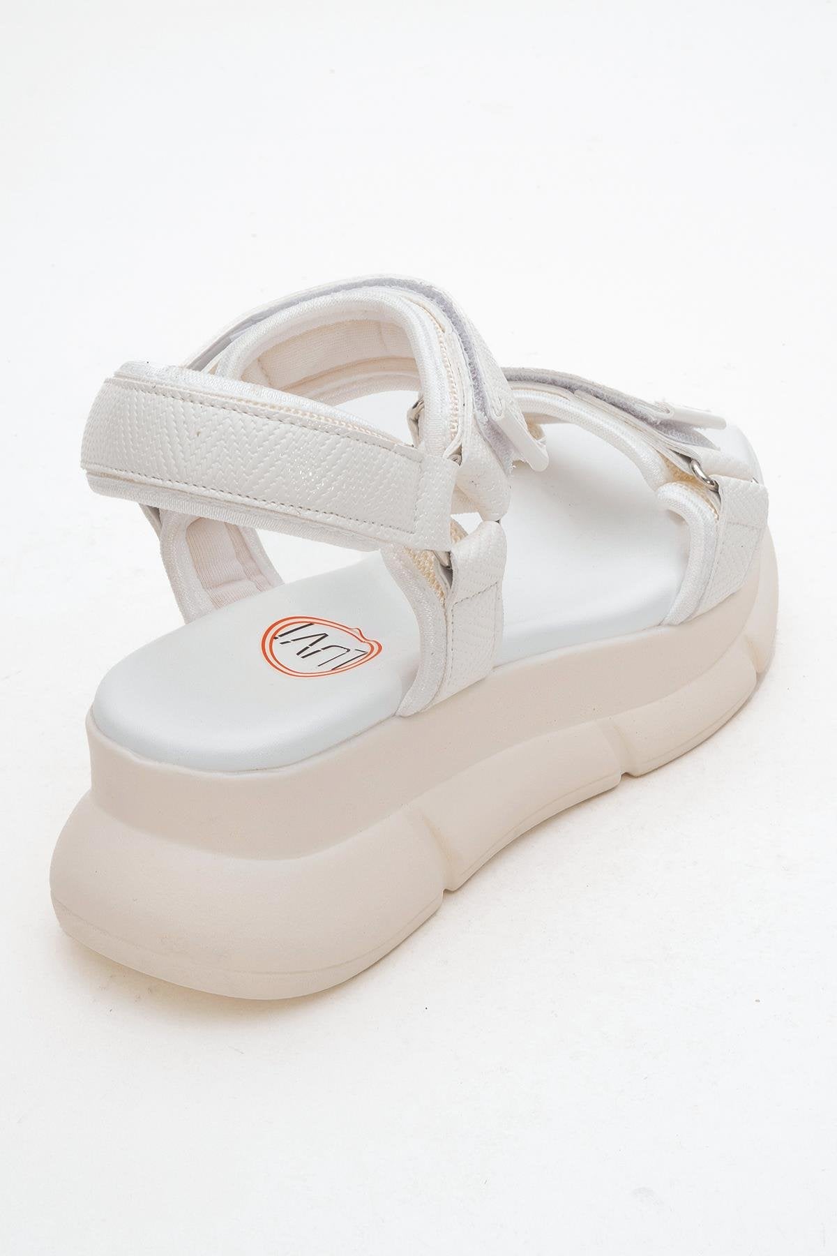 4760 - White Sandal (Women)