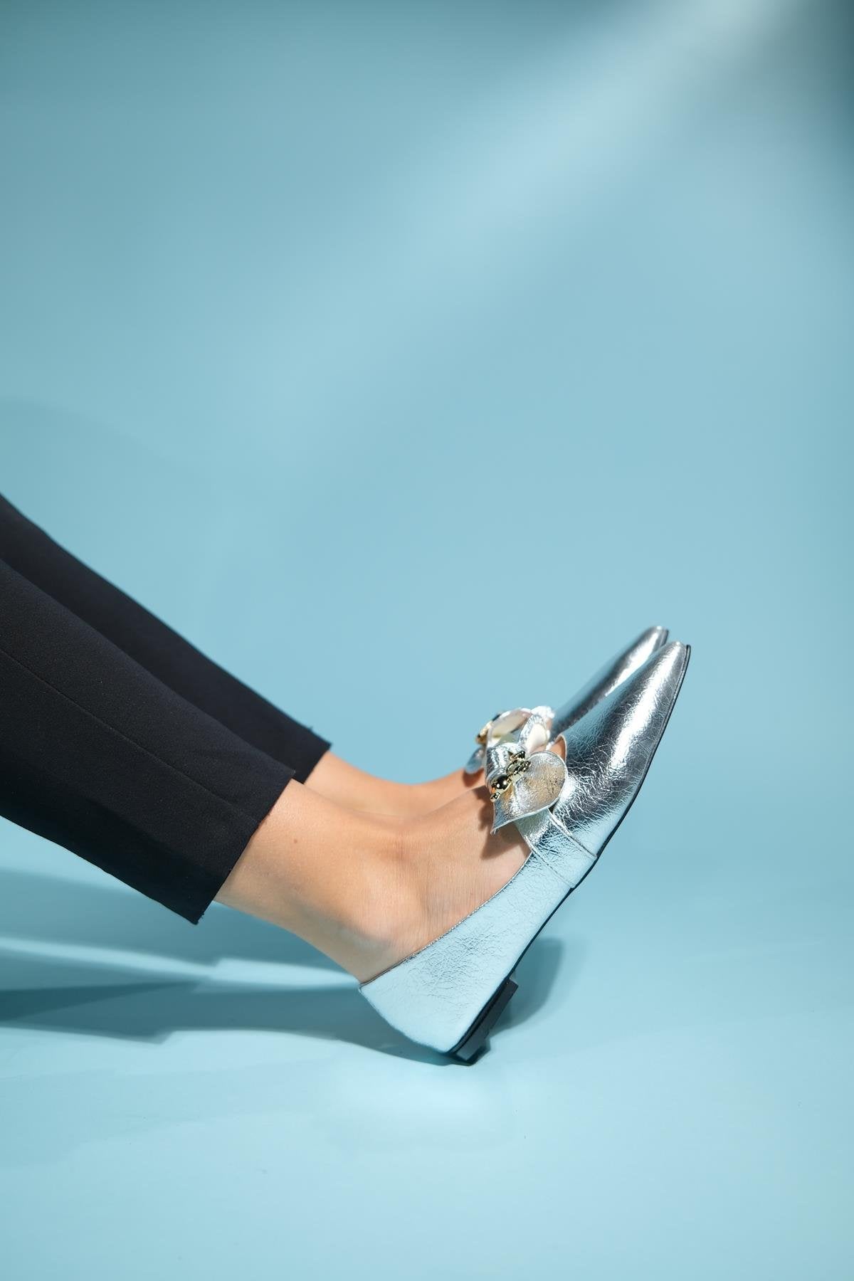 Helsi - Silver Ballet Flat (Women)