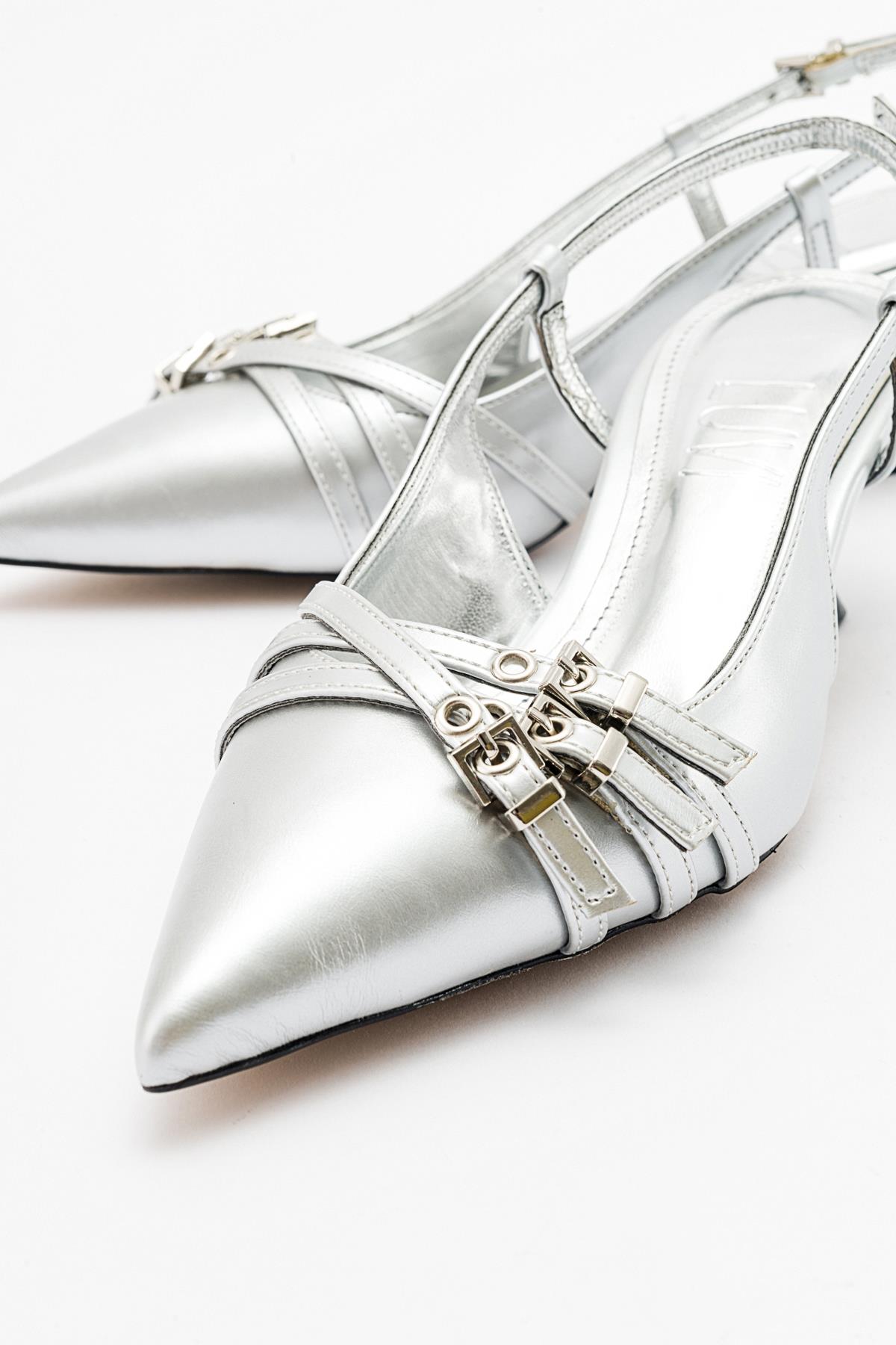 Woss - Silver Leather-Effect Belt Detail Heeled Shoe (Women)