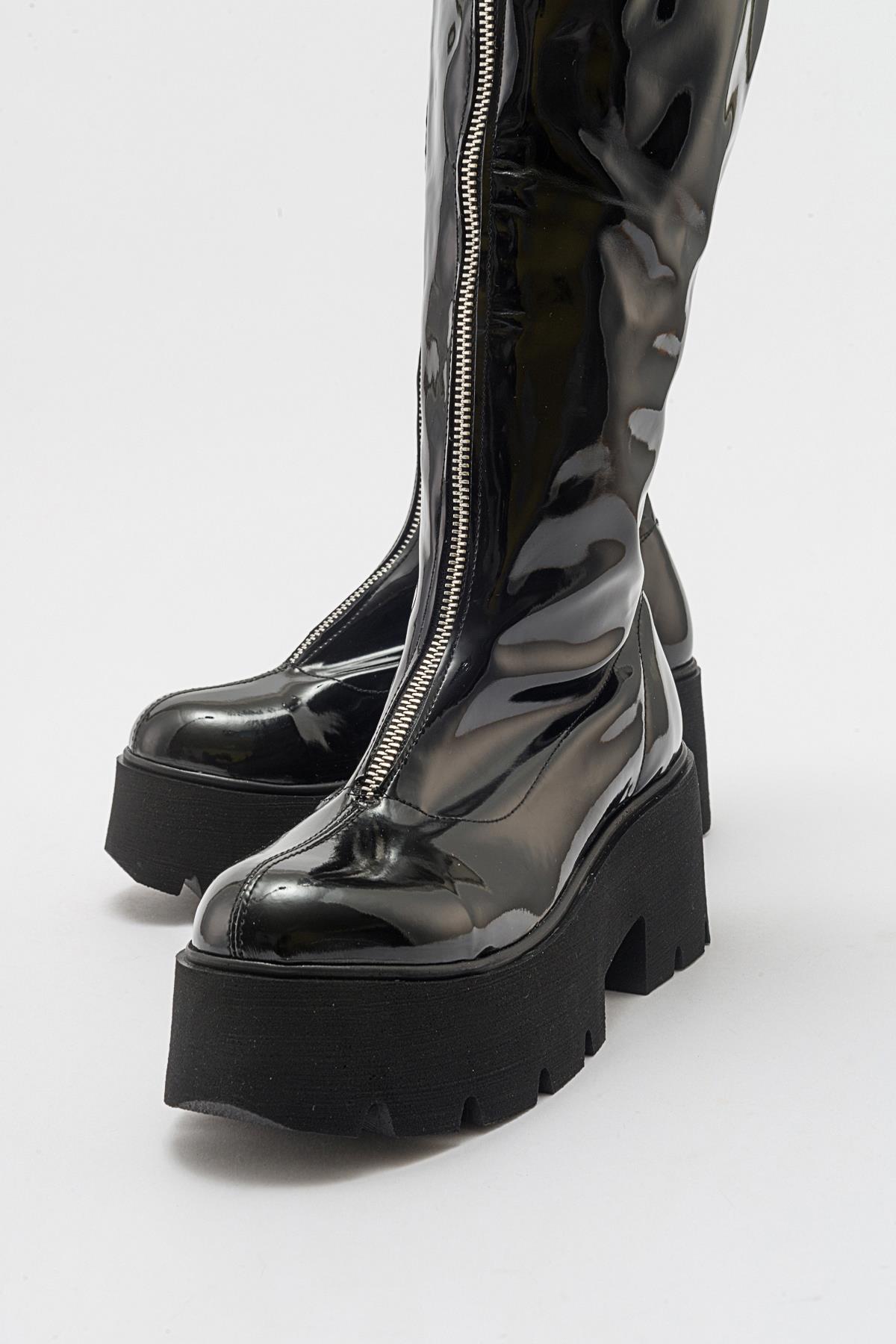 Amaronte - Black Patent Thick Sole Boot (Women)