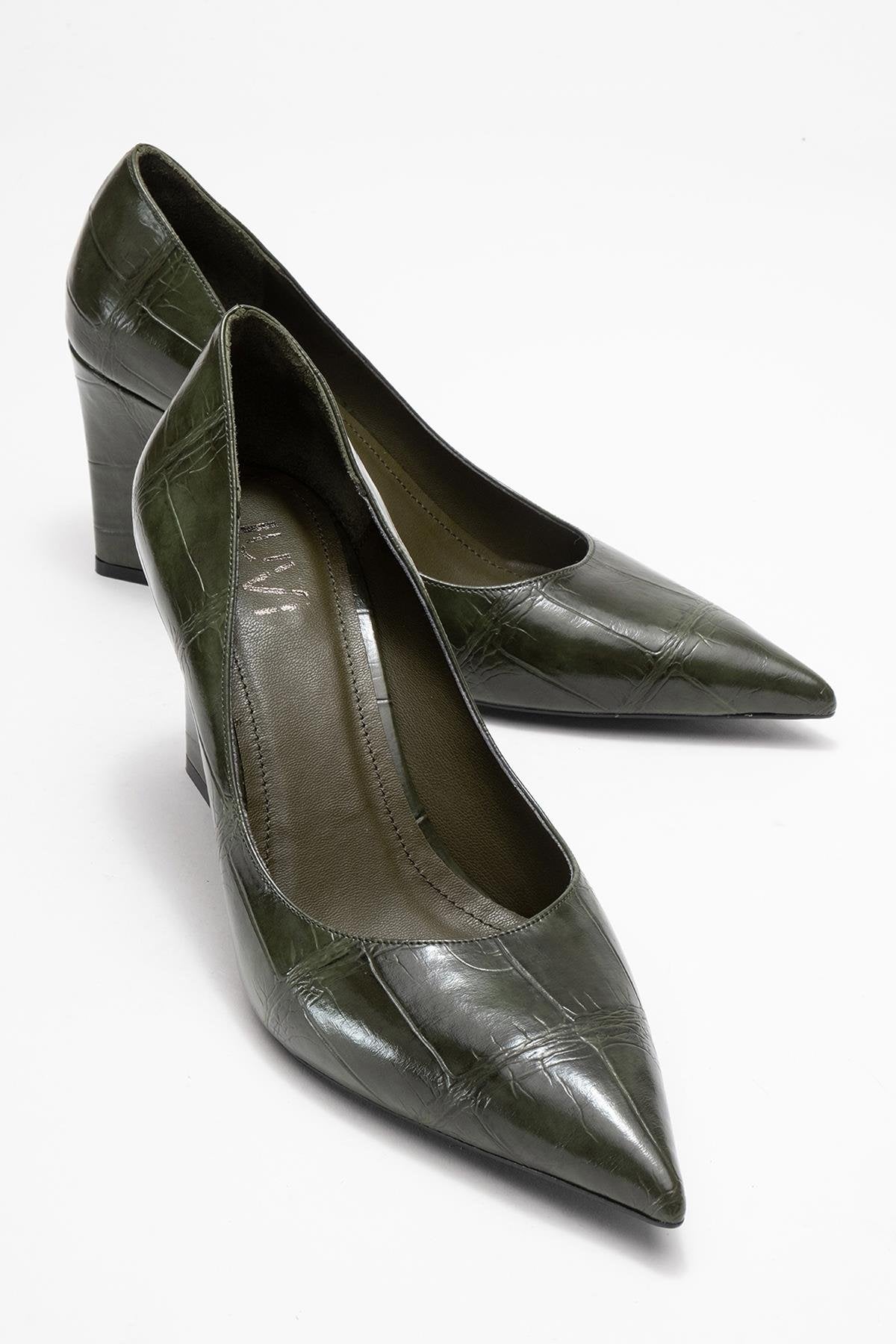 Puera - Green Printed Pointed Toe Wedge Heel Shoe (Women)