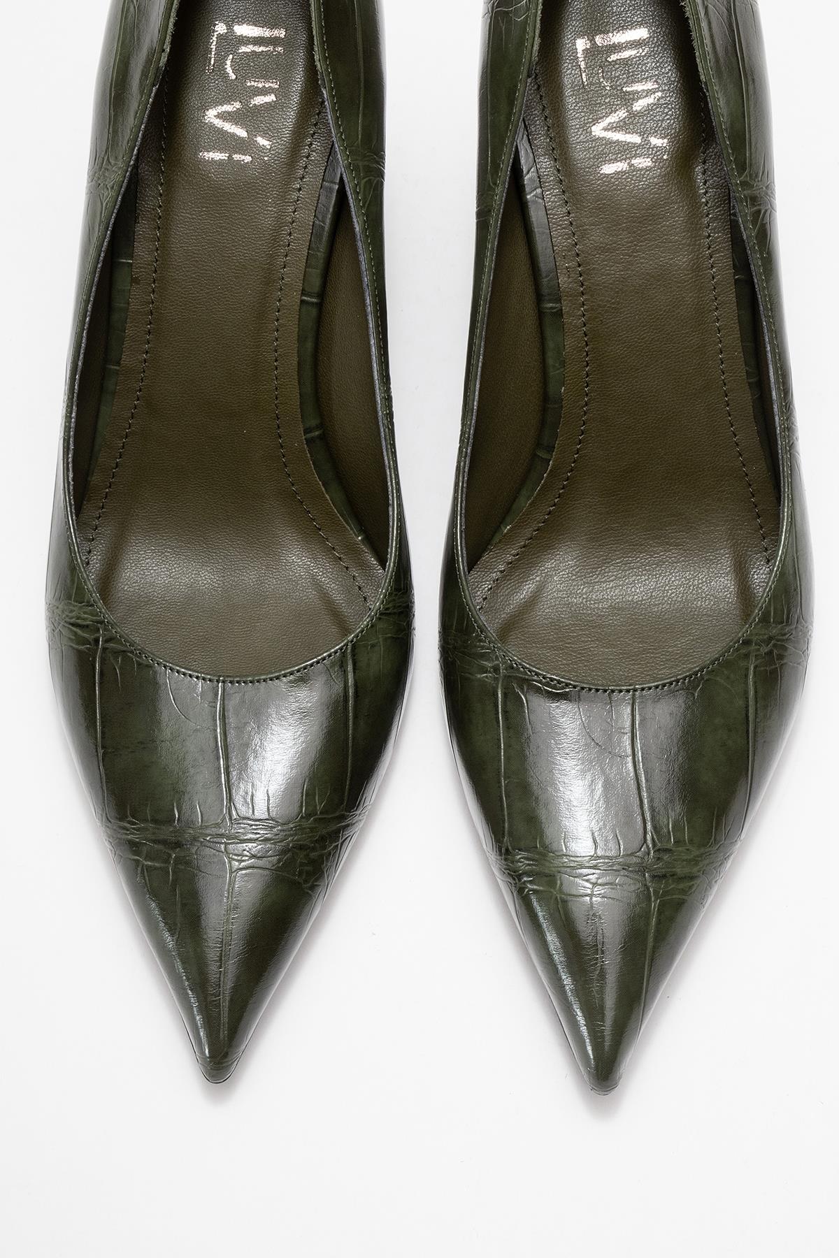 Puera - Green Printed Pointed Toe Wedge Heel Shoe (Women)