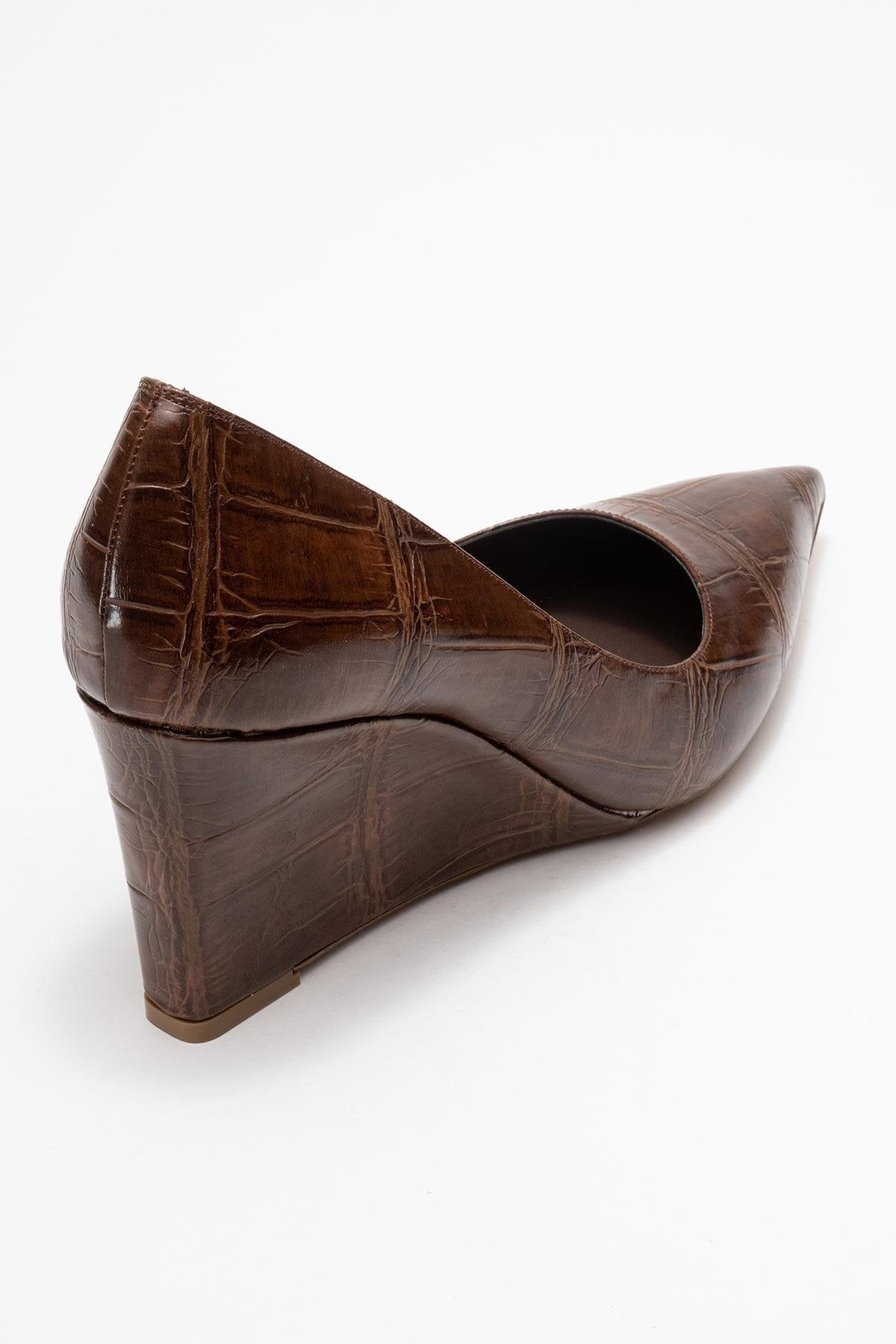 Puera - Tan Croc-Print Pointed Toe Platform Heel Shoe (Women)