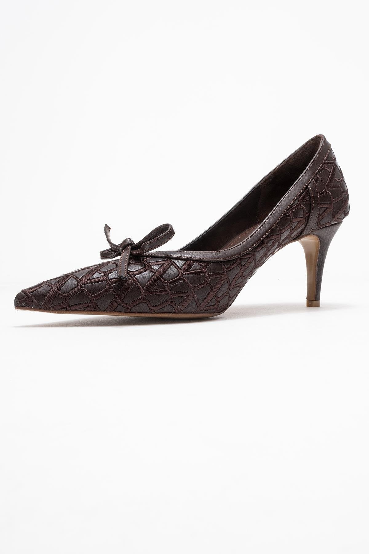 Camden - Brown Patterned Bow Pump (Women)