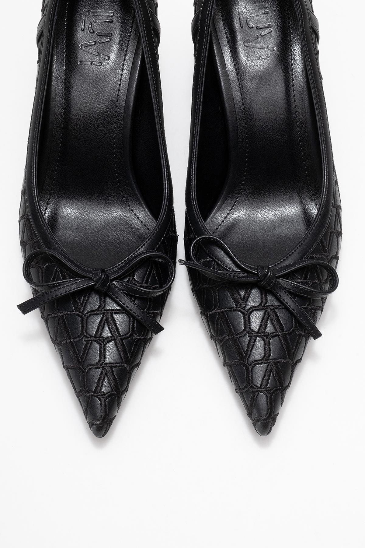 Camden - Black Patterned Bow Pump (Women)