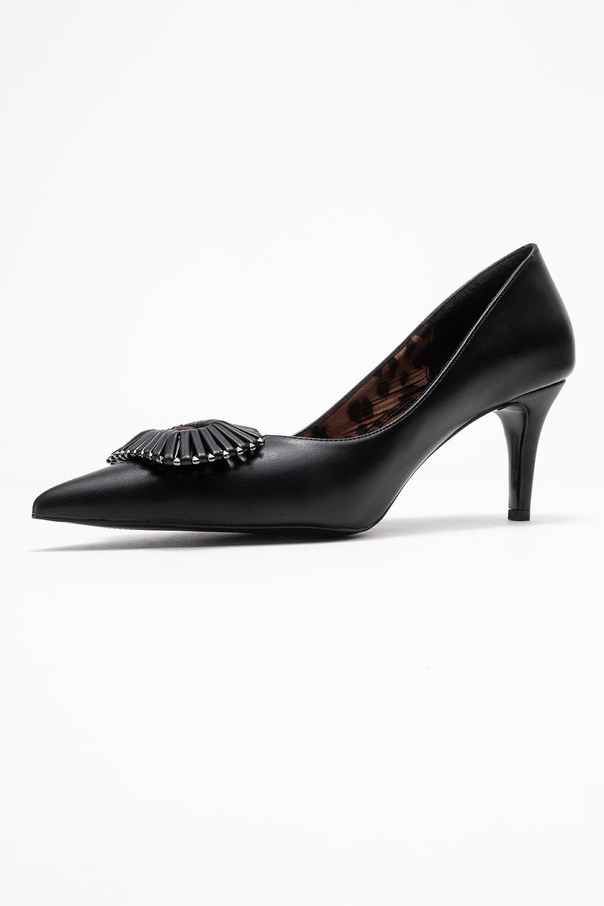 Great - Black Buckle Heeled Shoe (Women)