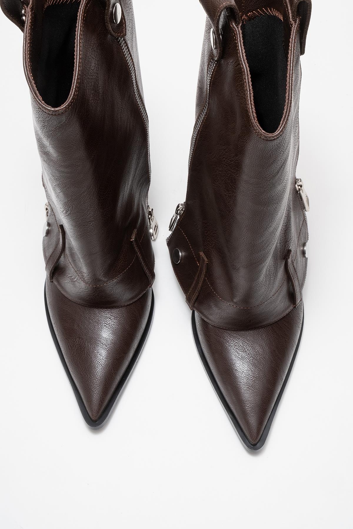 Lola - Brown Zip Pointed Toe Heeled Boot (Women)