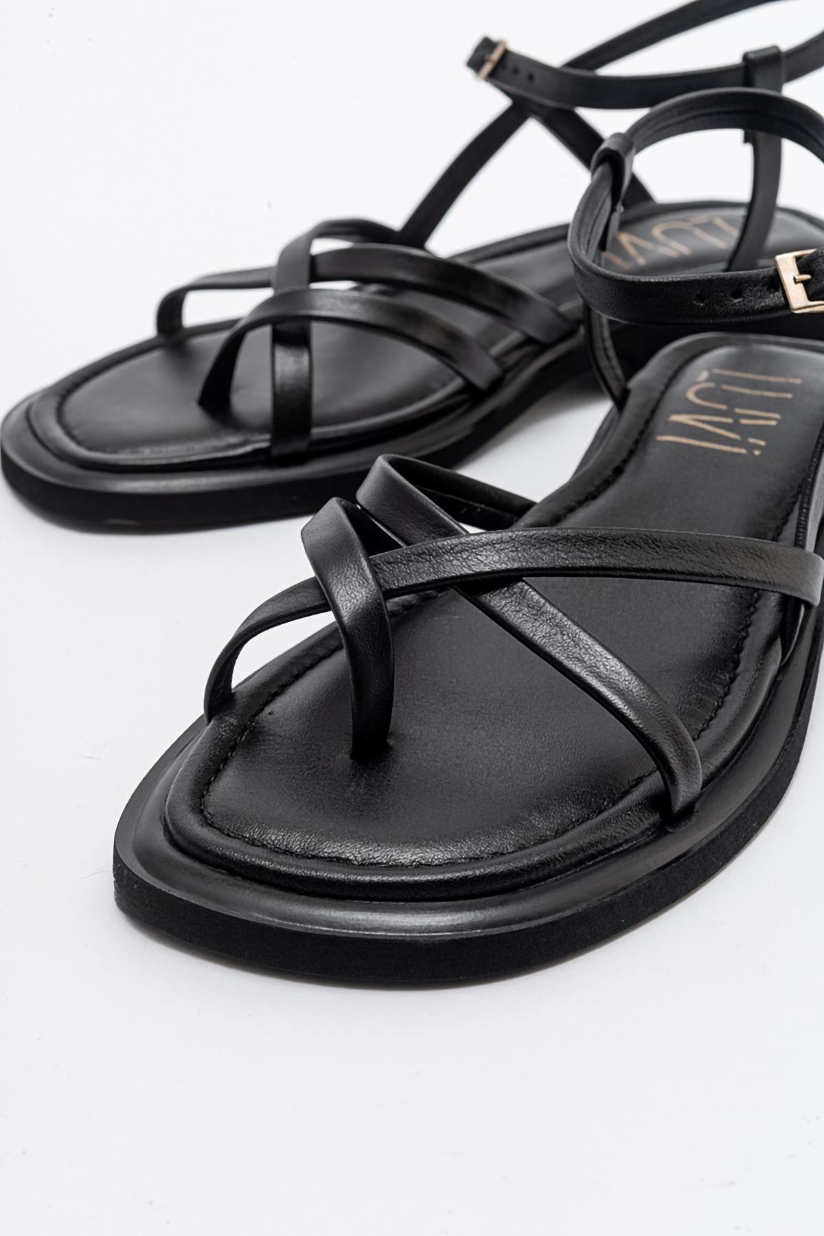 Antas - Black Leather Sandals (Women)