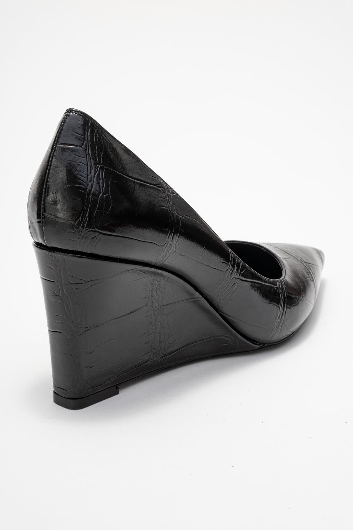 Puera - Black Printed Pointed Toe Wedge Heel Pump (Women)